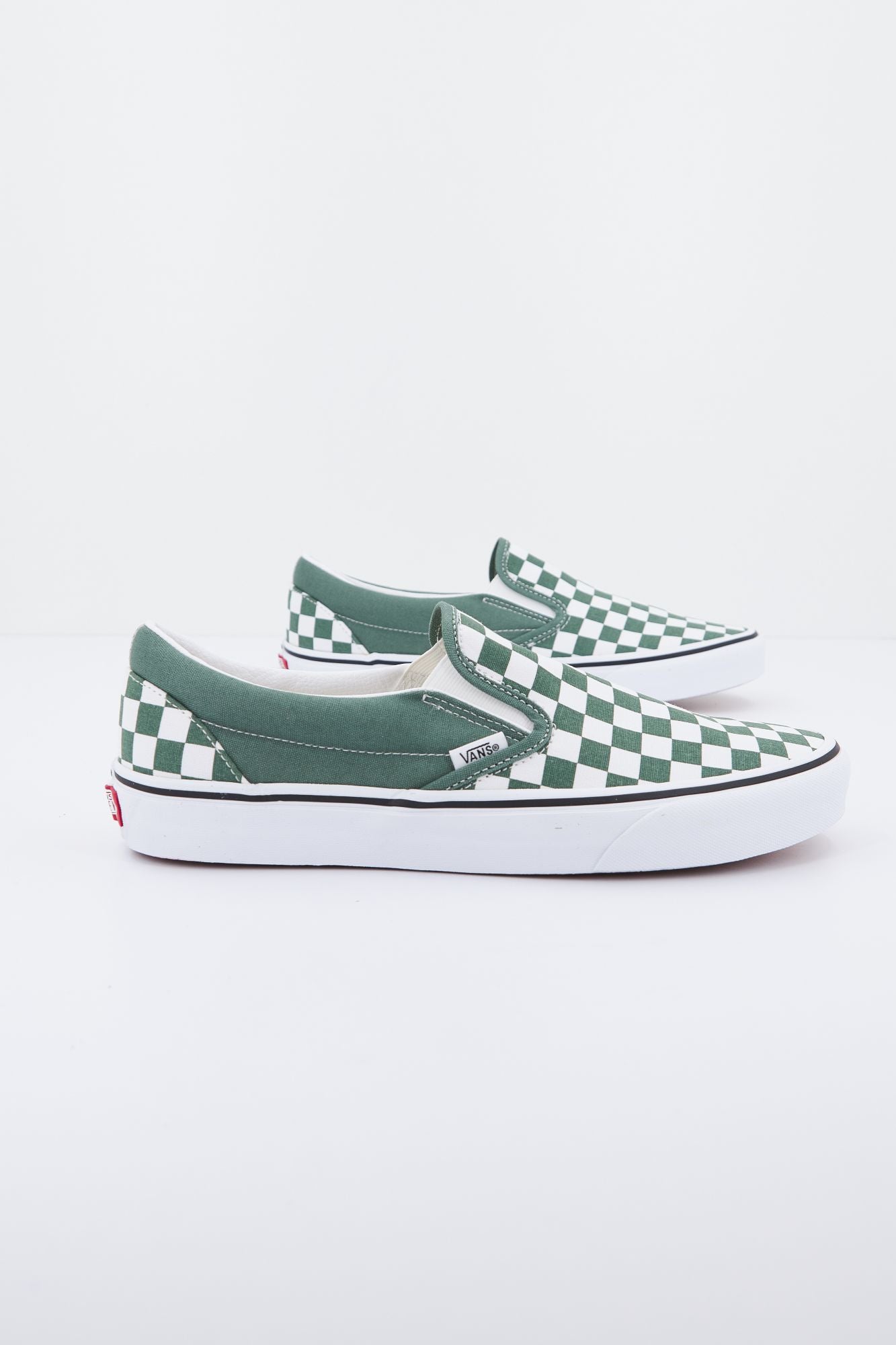 VANS UA CLASSIC en color VERDE (2)