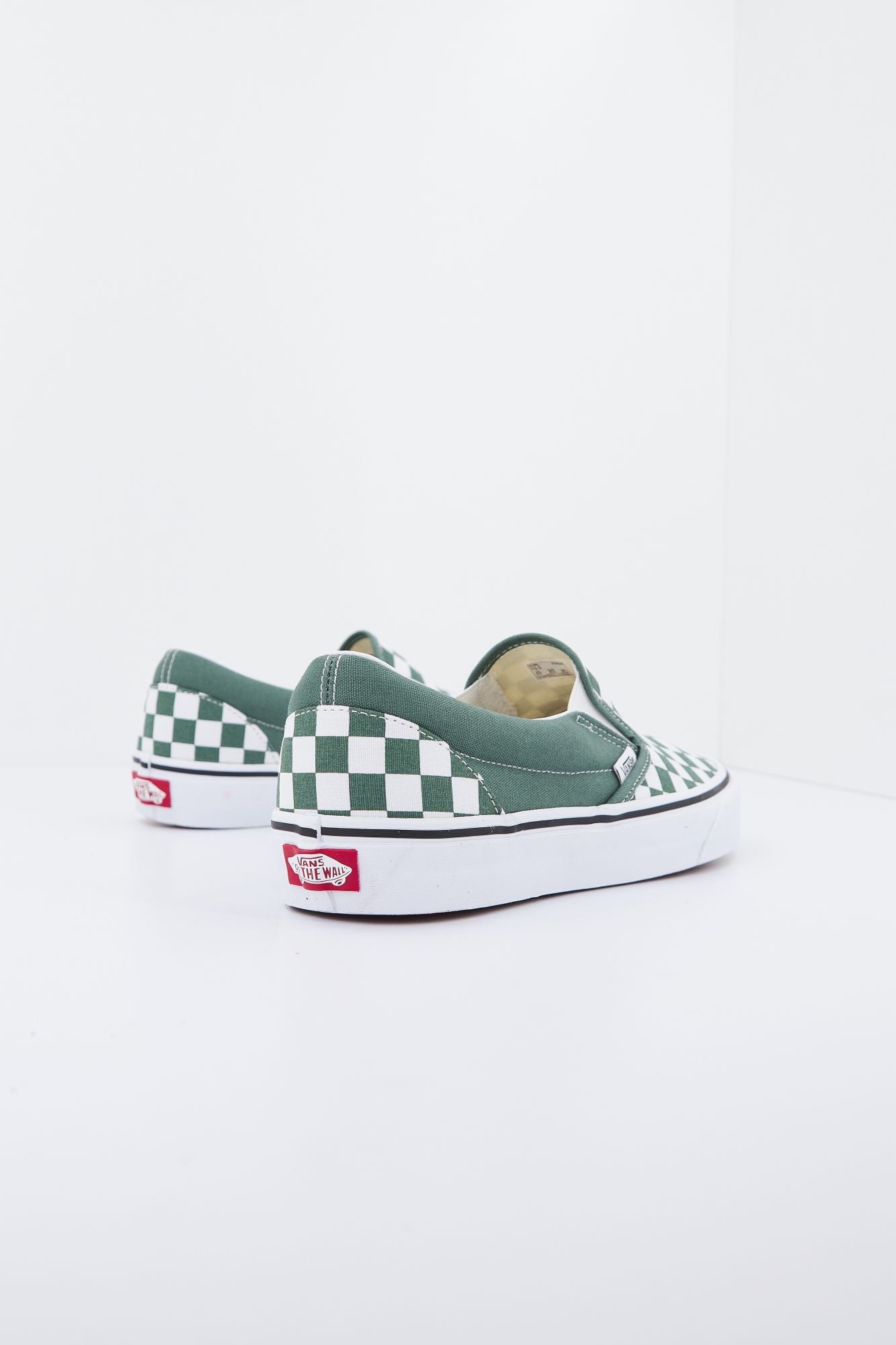 VANS UA CLASSIC en color VERDE (3)