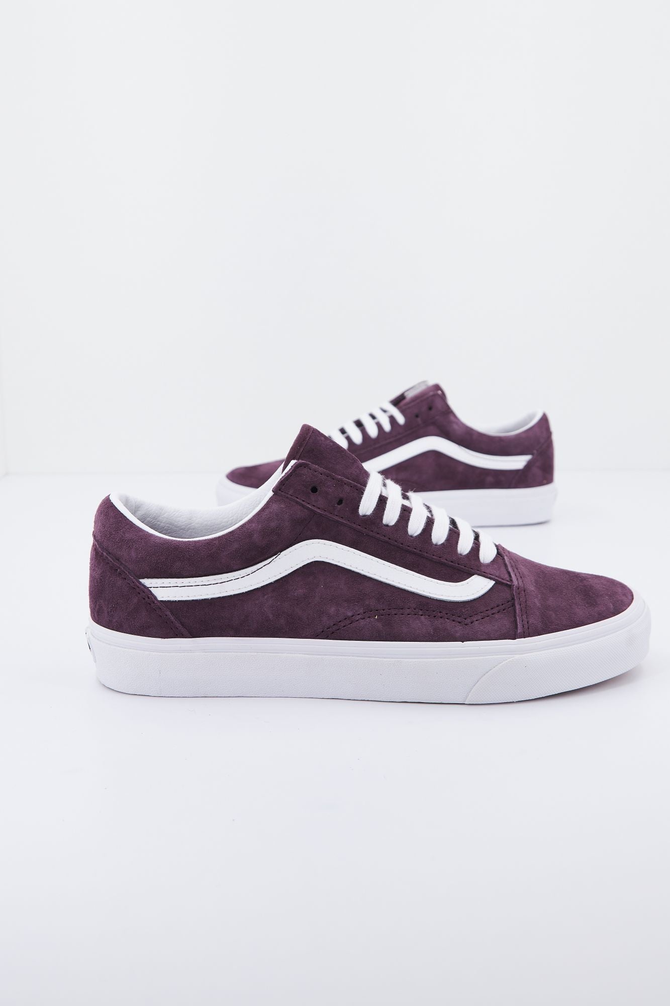 VANS UA OLD SKOOL en color VIOLETA (2)