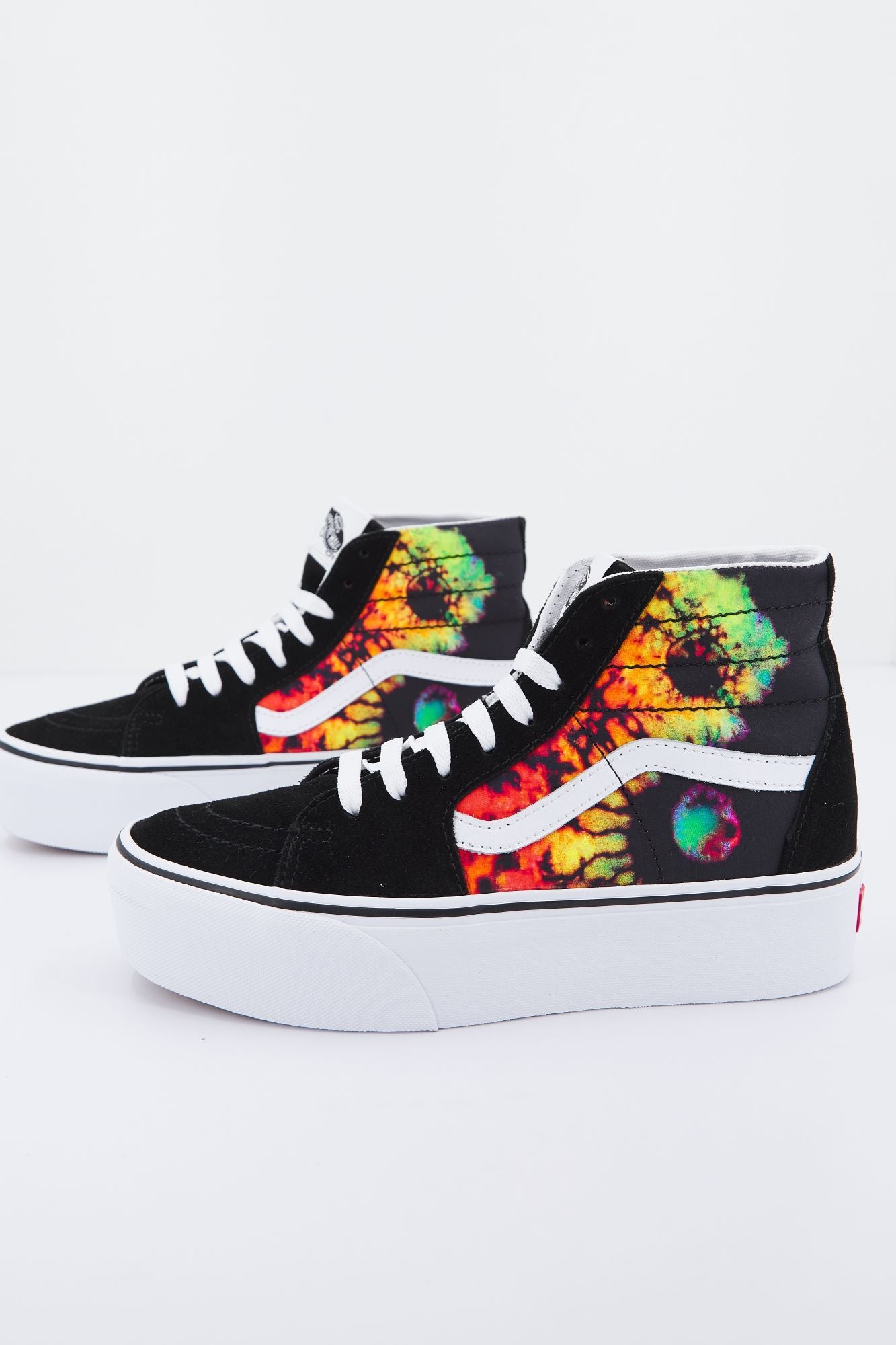 VANS UA SK8-HI en color NEGRO (2)