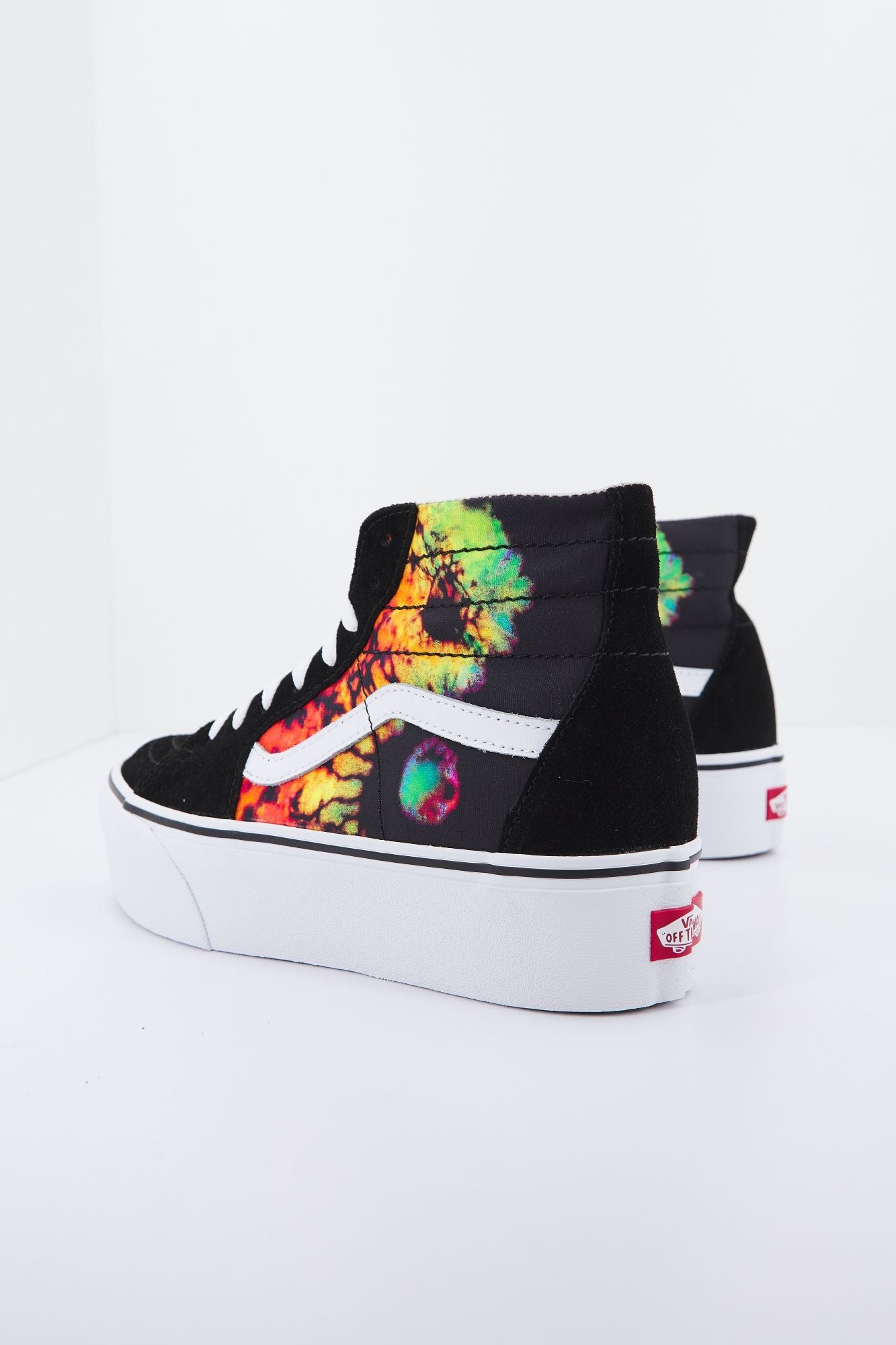 VANS UA SK8-HI en color NEGRO (3)