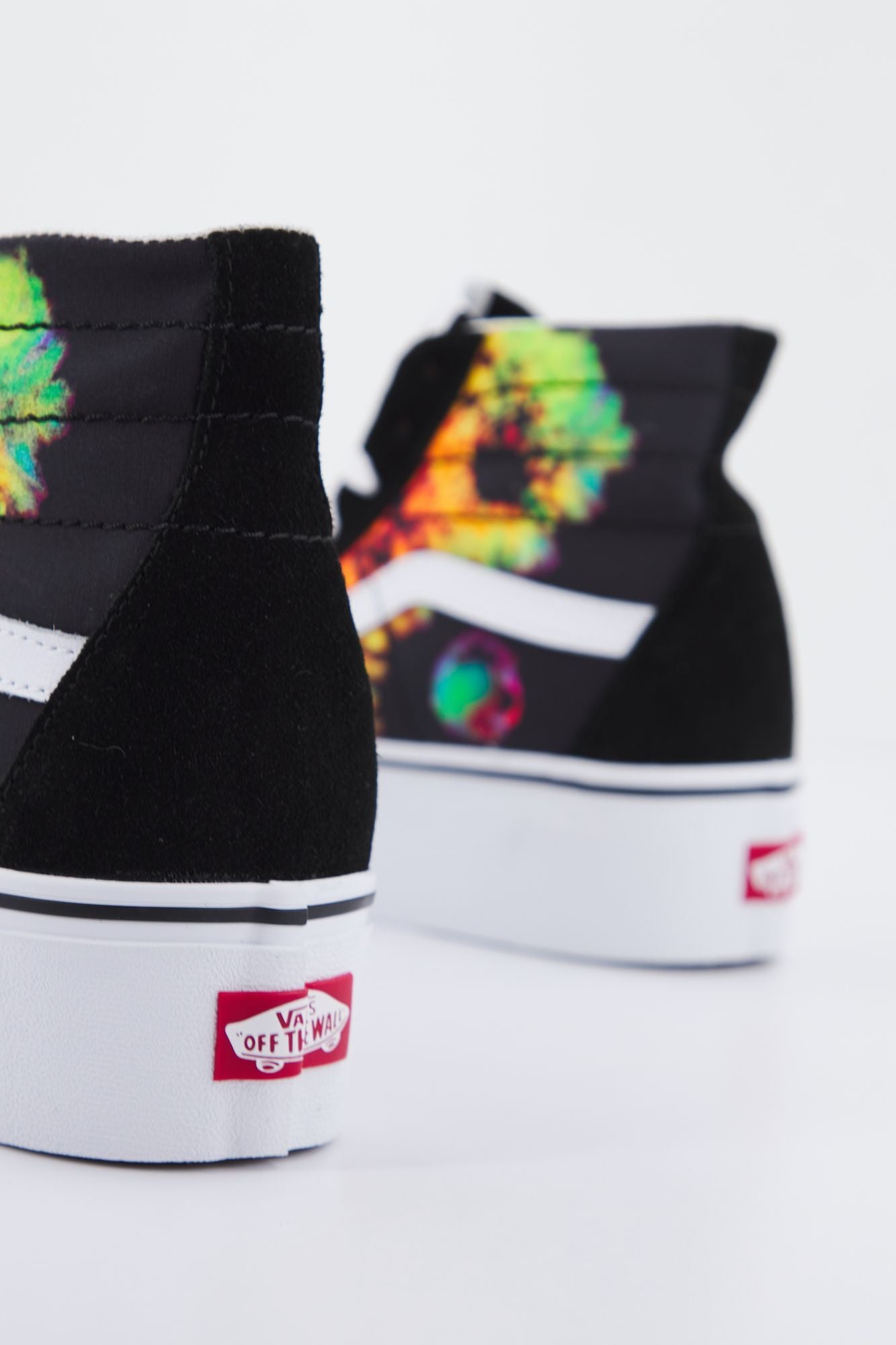 VANS UA SK8-HI en color NEGRO (4)