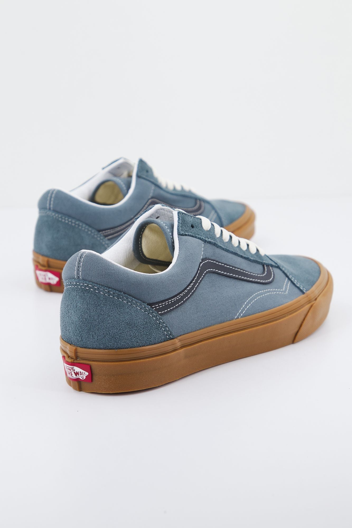 VANS UA OLD SKOOL en color AZUL (3)