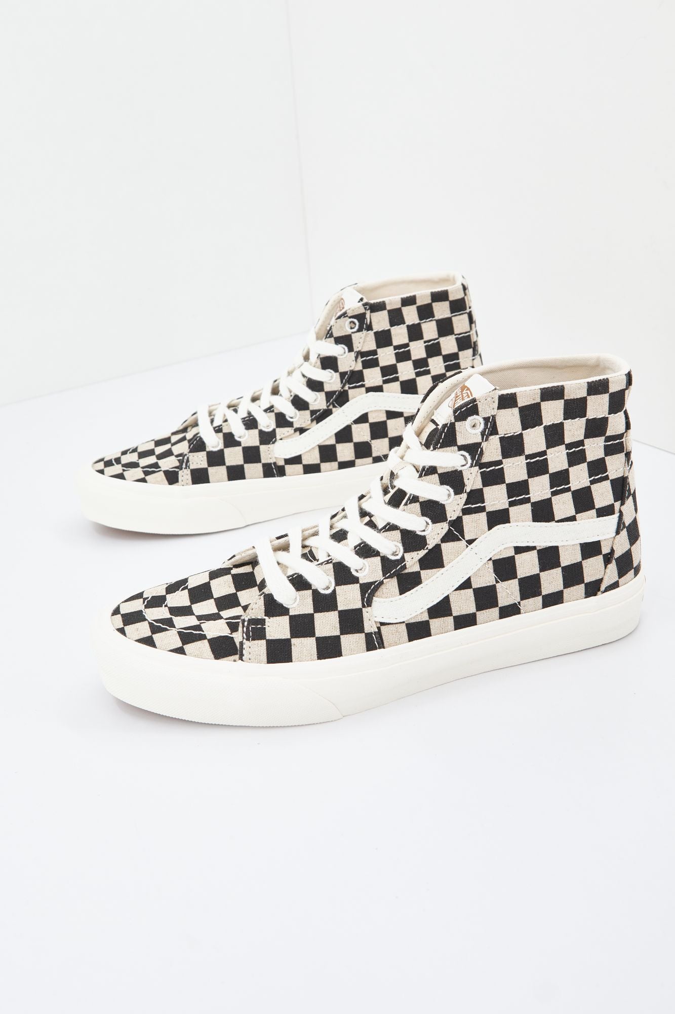 VANS SK8-HI en color BEIS (1)