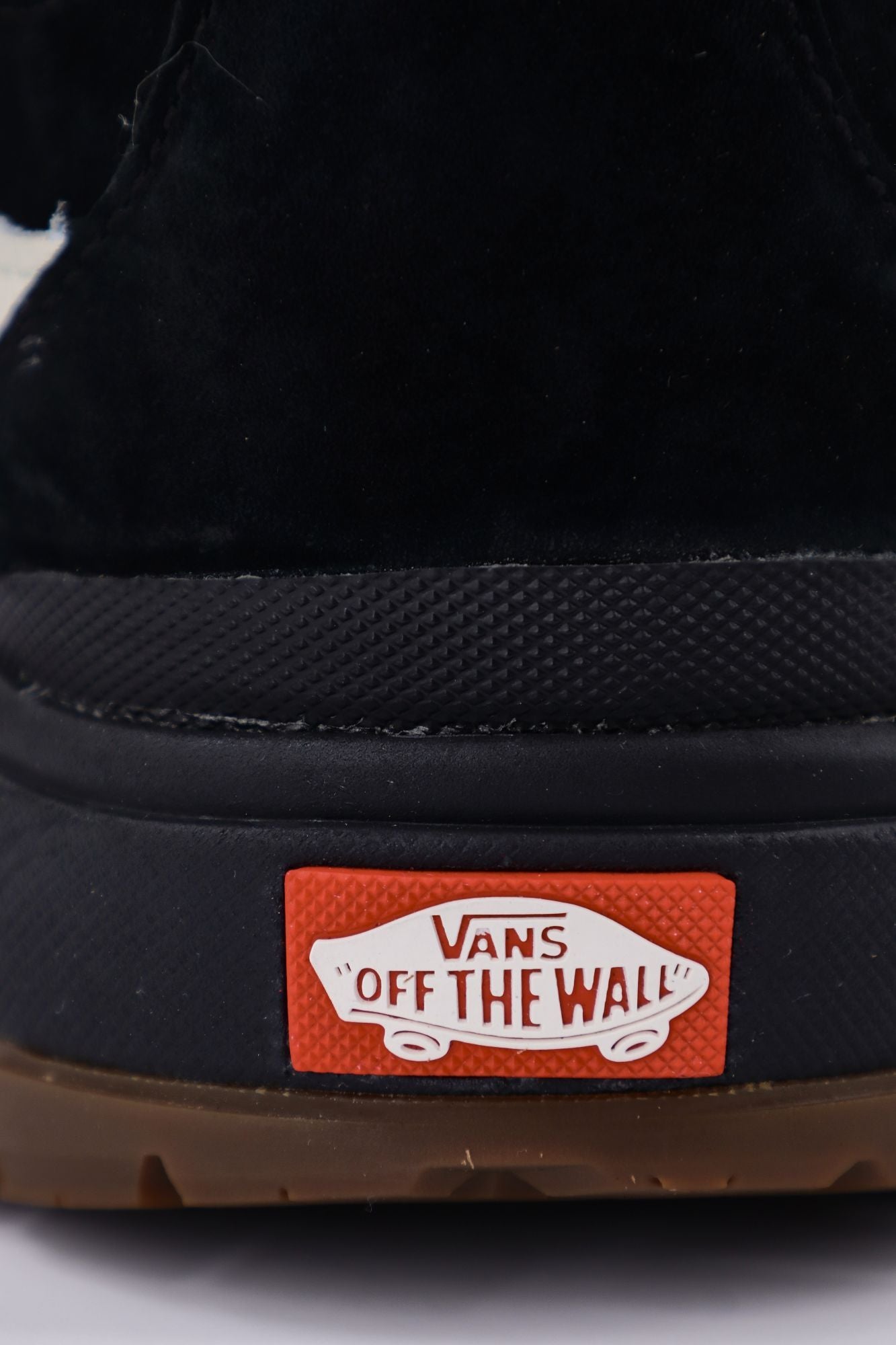 VANS ULTRARANGE EXO en color NEGRO (4)
