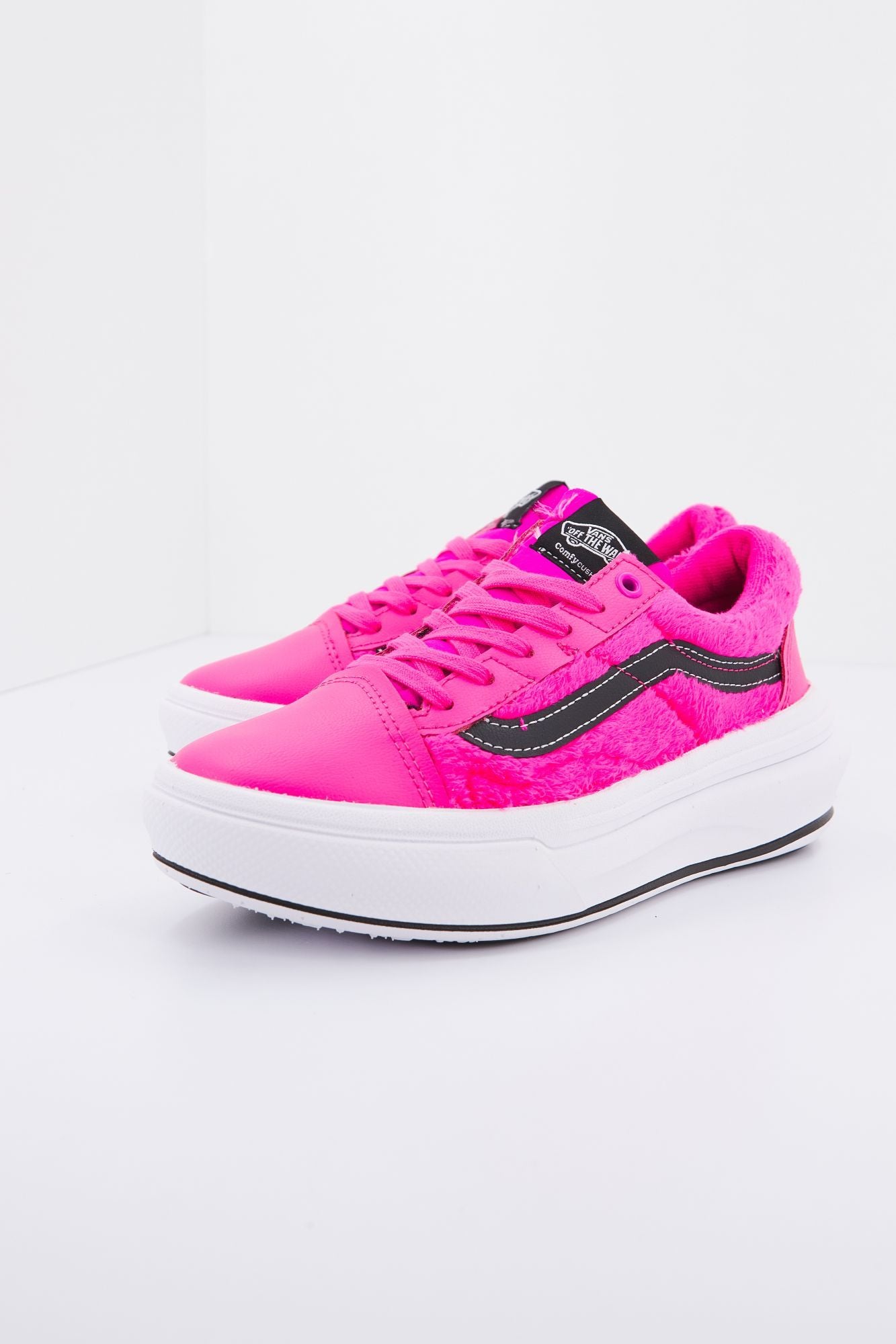 VANS OLD SKOOL OVERT CC en color ROSA (1)