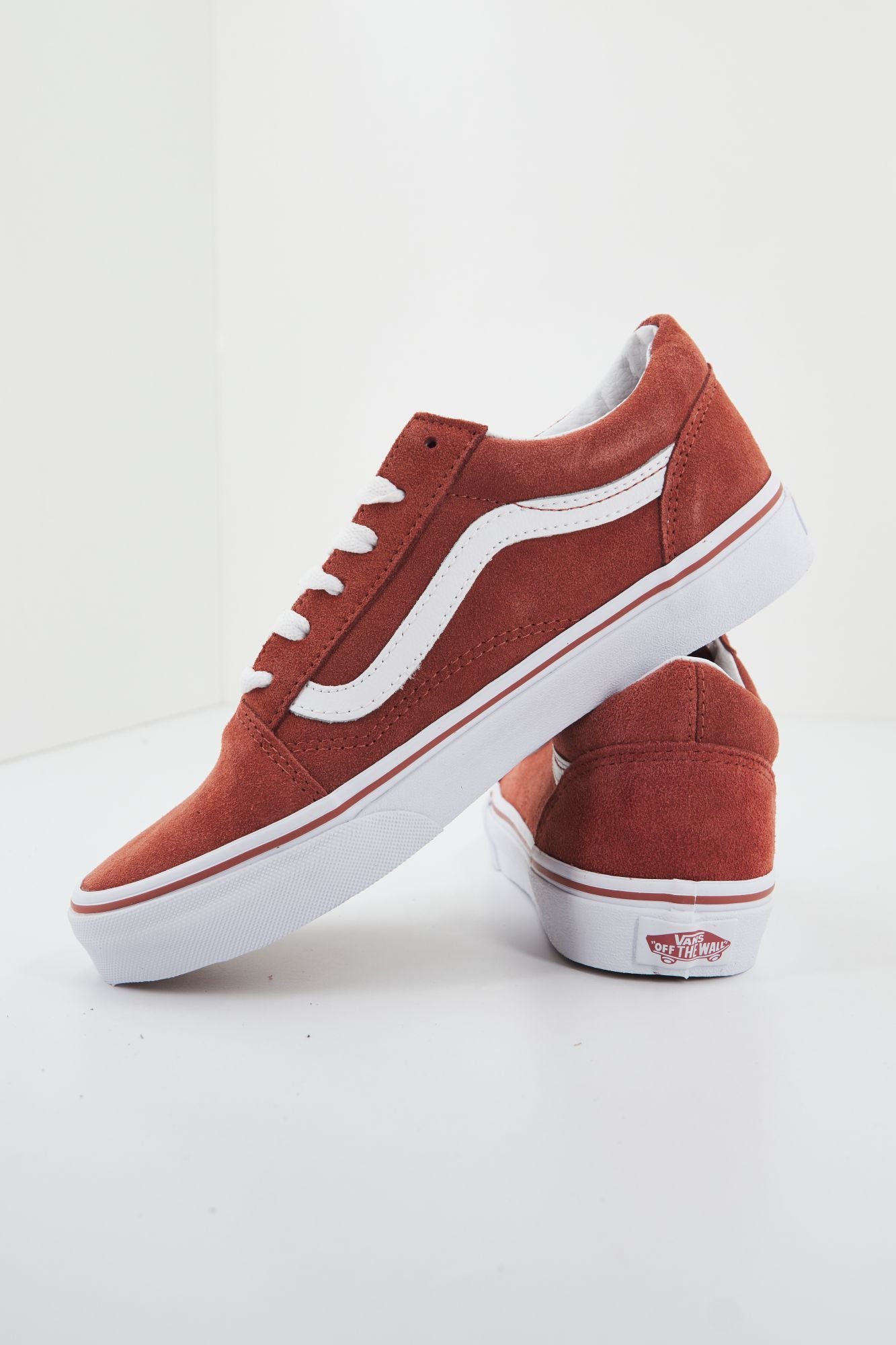 VANS VN0A4UHZBRG1 en color ROJO (2)