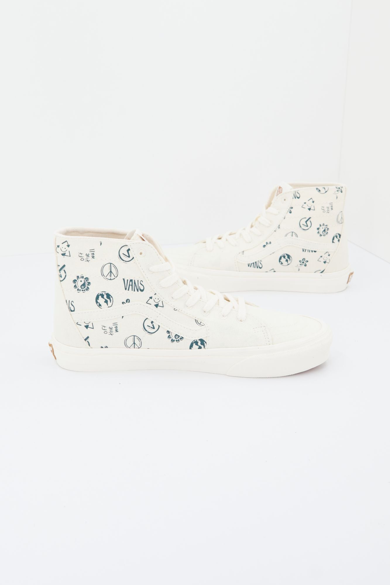 VANS UA SK8-HI en color BLANCO (1)