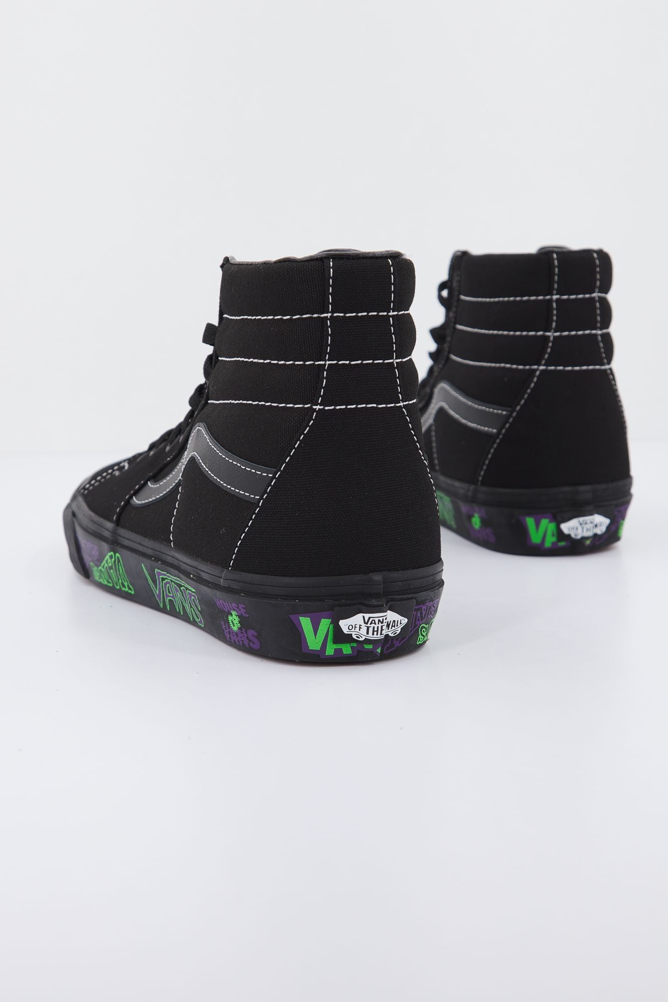 VANS UA SK8-HI en color NEGRO (3)