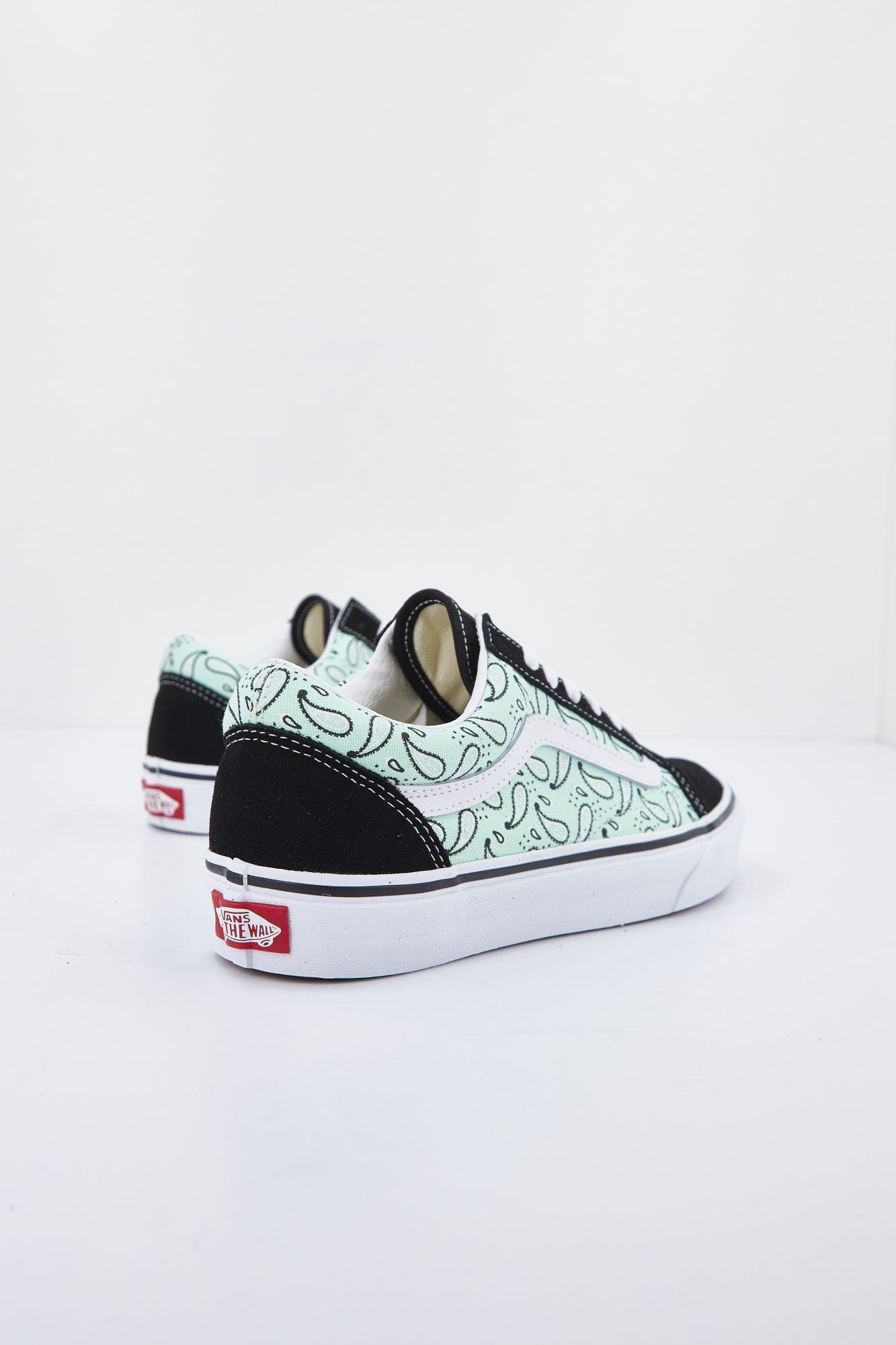 VANS UA OLD SKOOL en color VERDE (3)
