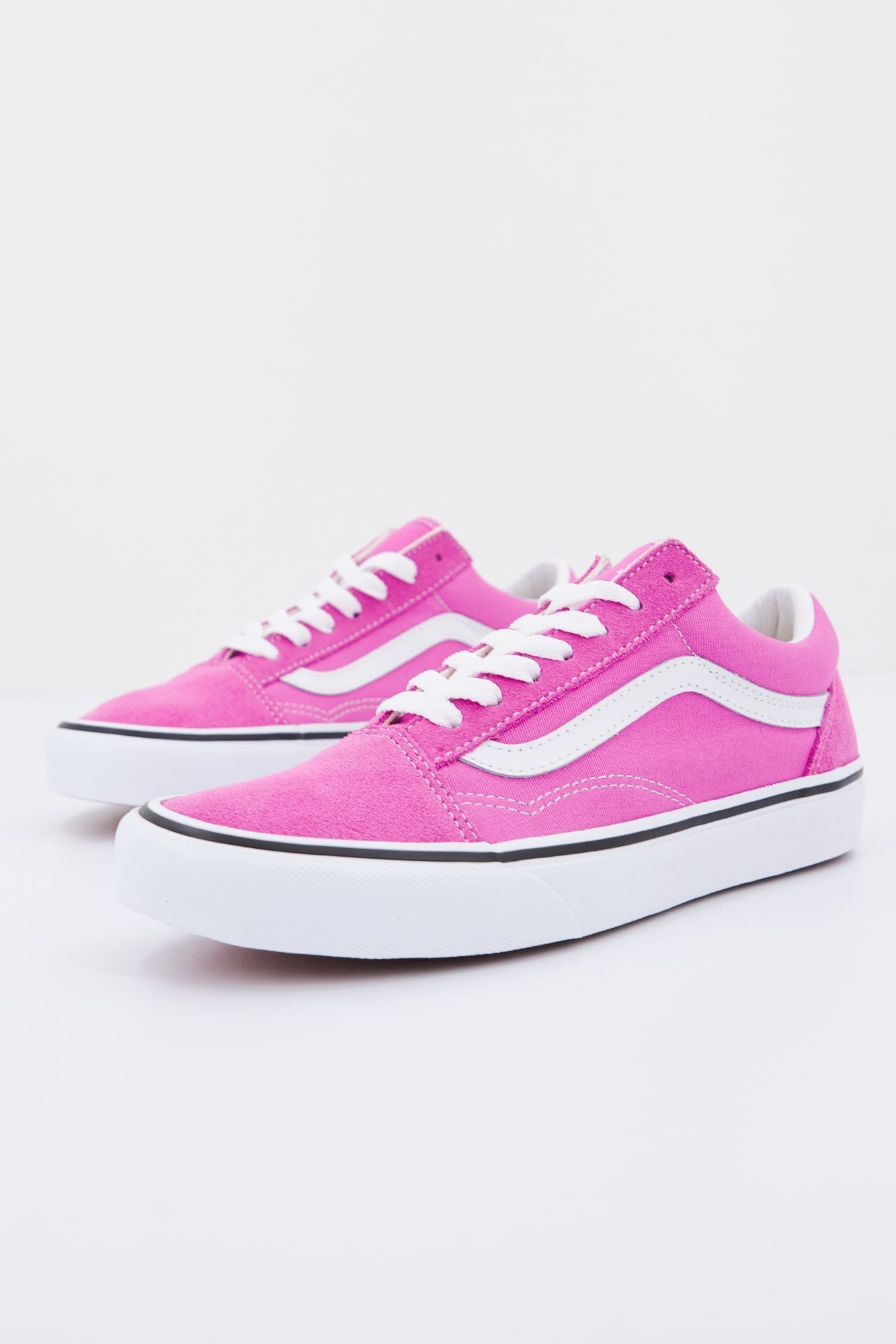 VANS UA OLD SKOOL en color ROSA (2)