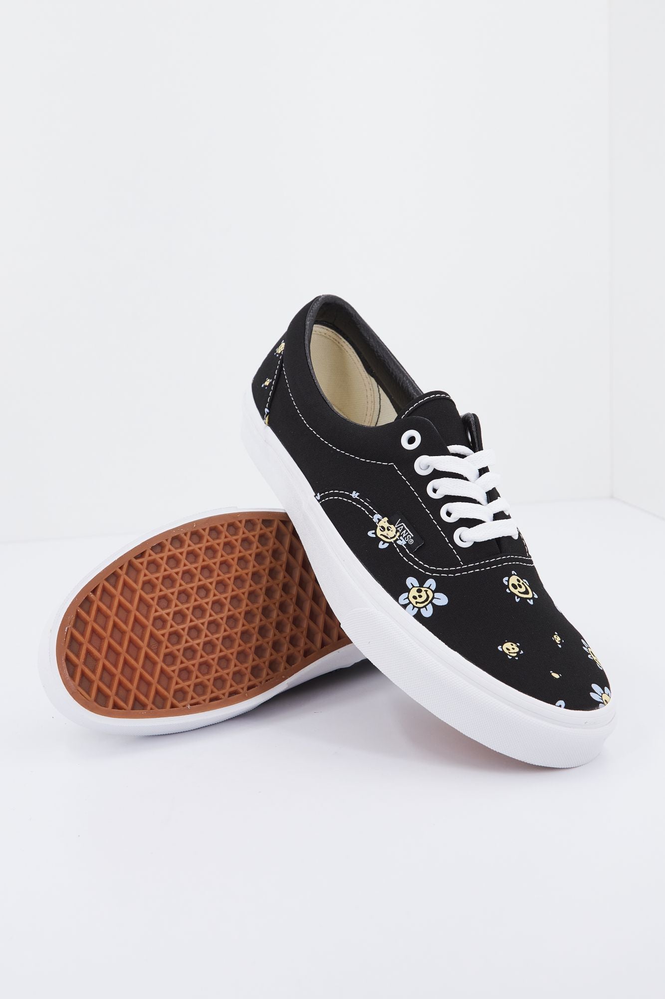 VANS UA ERA en color FLORAL (4)