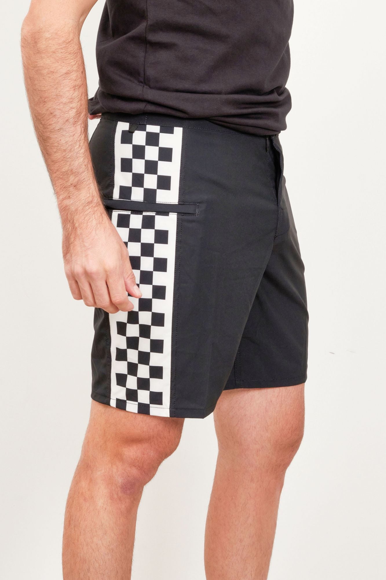 VANS BAÑADOR SIDELINES BOARDSHORT en color NEGRO (3)
