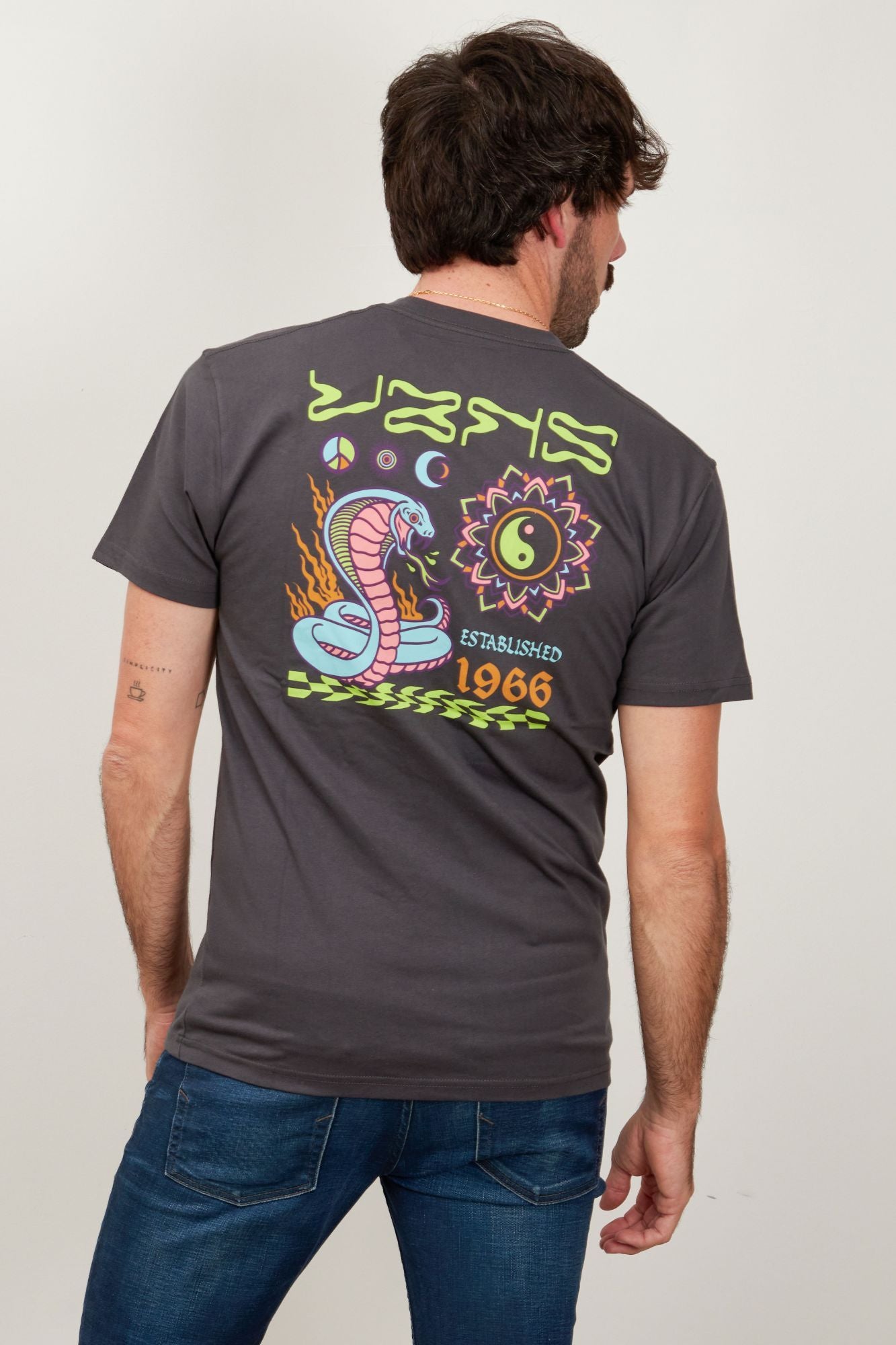 VANS WEIRD DREAMS SS en color MARRON (4)