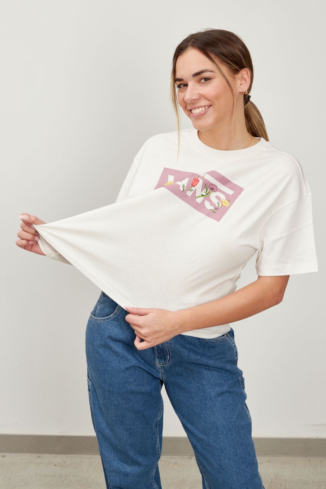 VANS TUSSY BOXY en color BLANCO (1)