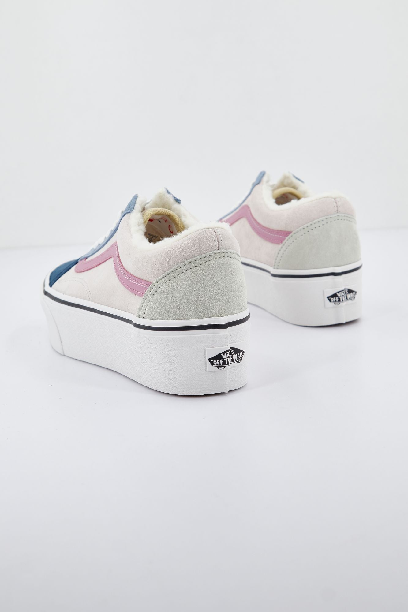 VANS UA OLD SKOOL en color BLANCO (3)