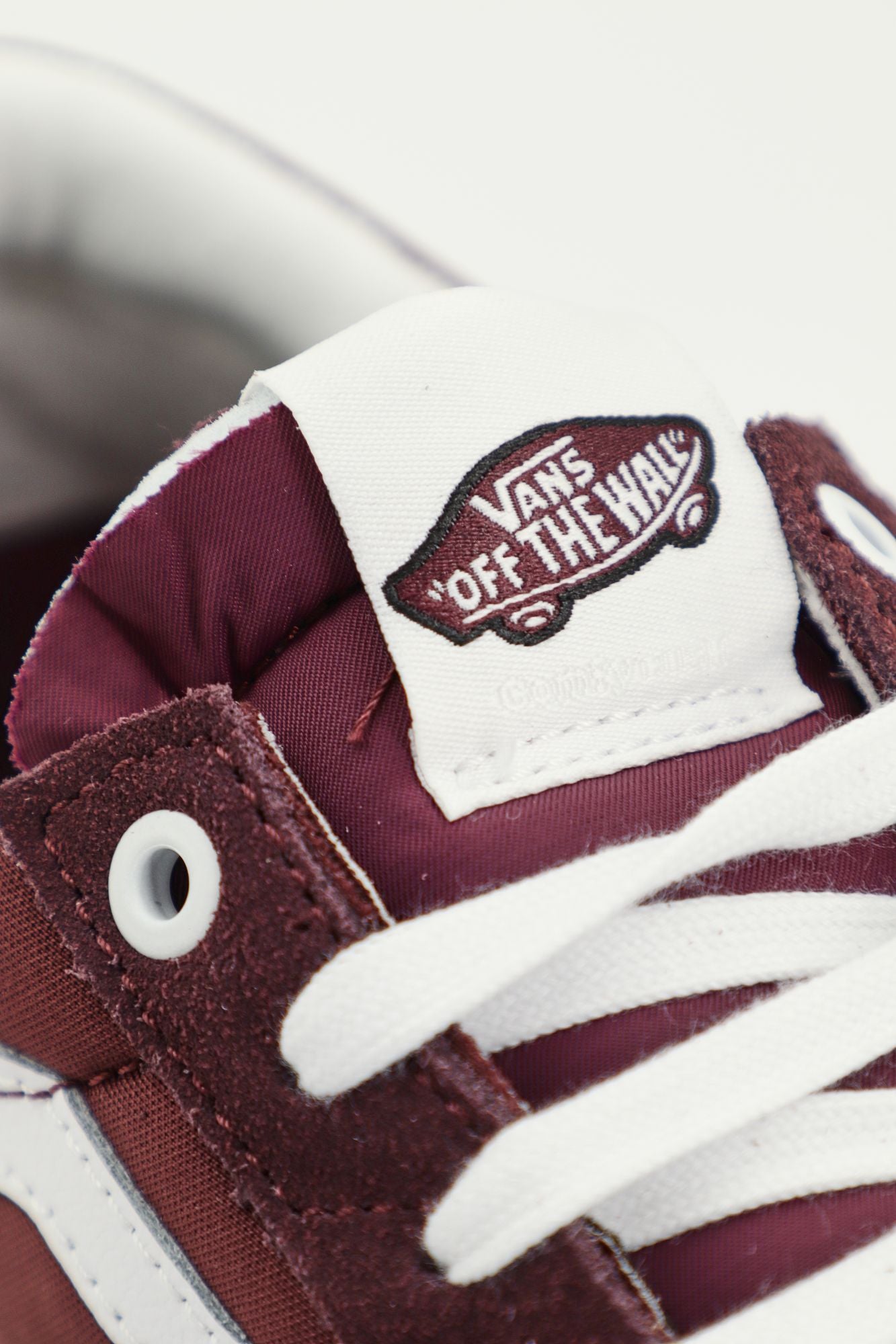 VANS OLD SKOOL en color BURDEOS (4)