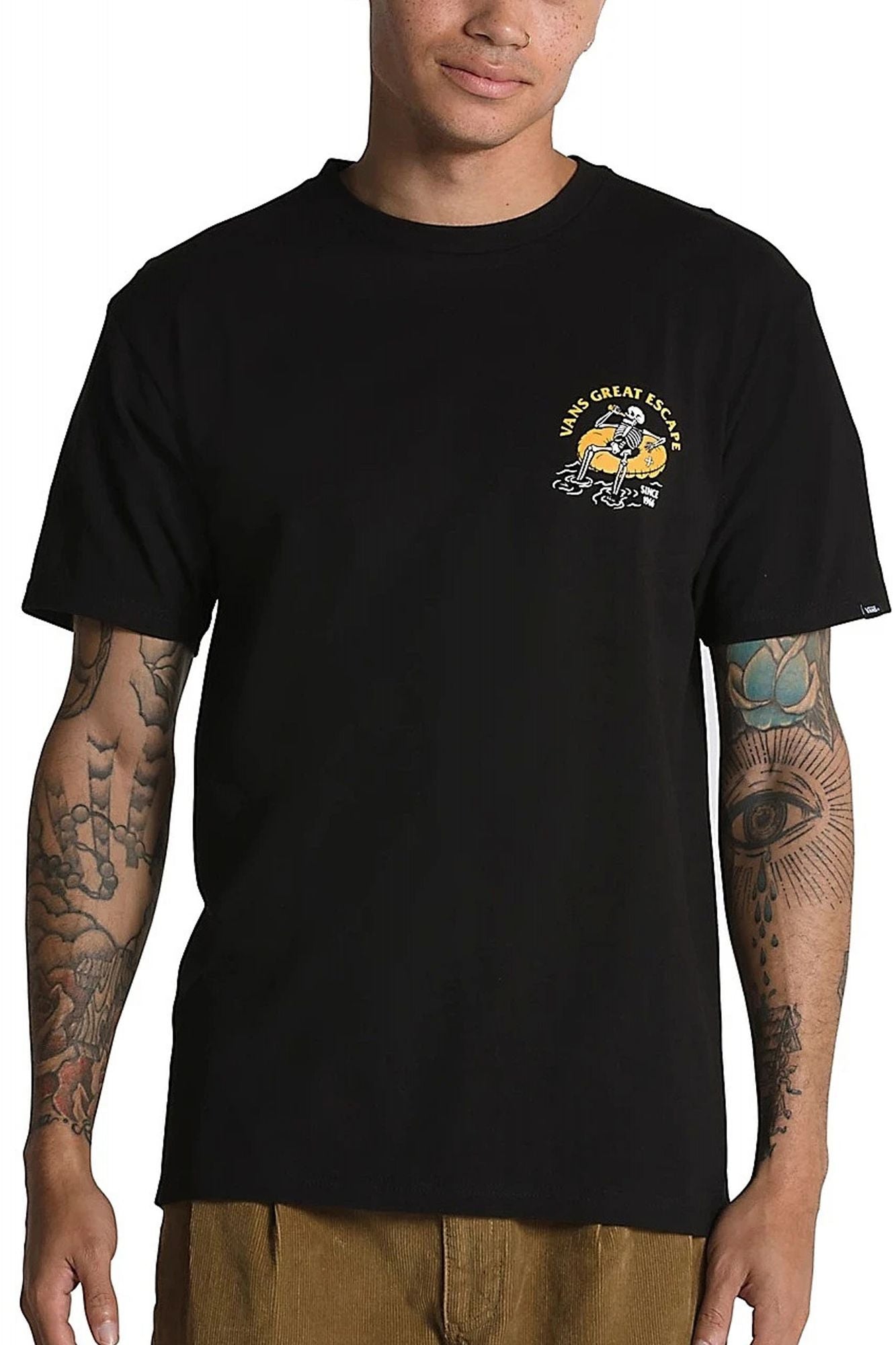 VANS PERMANENT VACATION SS en color NEGRO (1)