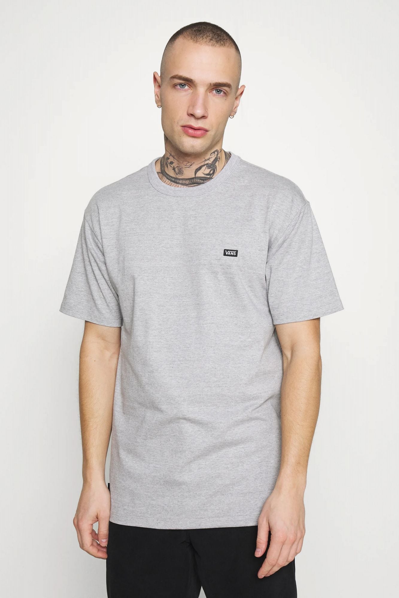 VANS OFF THE WALL CLASSIC TEE en color GRIS (1)