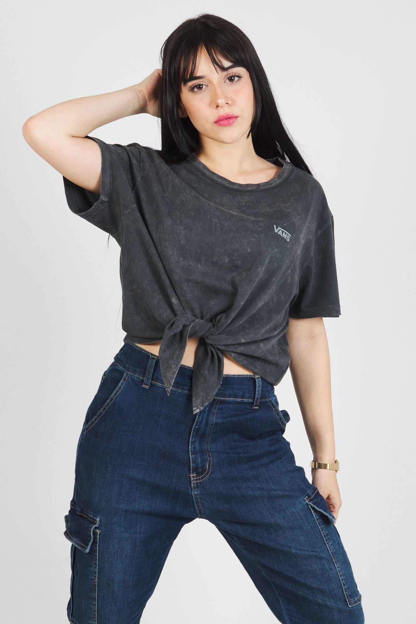 VANS JUNIOR V WASH KNOT TEE en color GRIS (1)