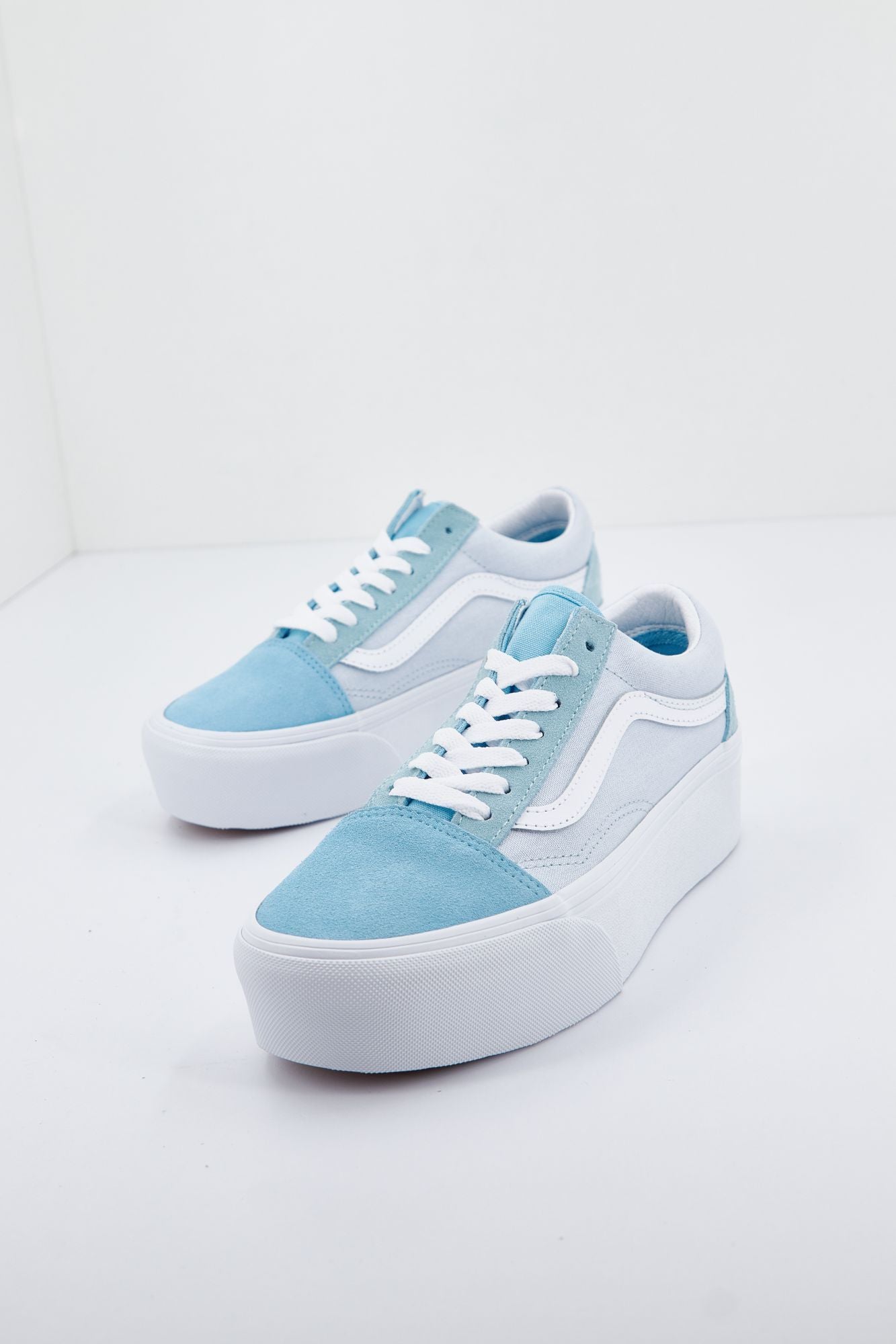 VANS OLD SKOOL STACKFORM en color AZUL (2)