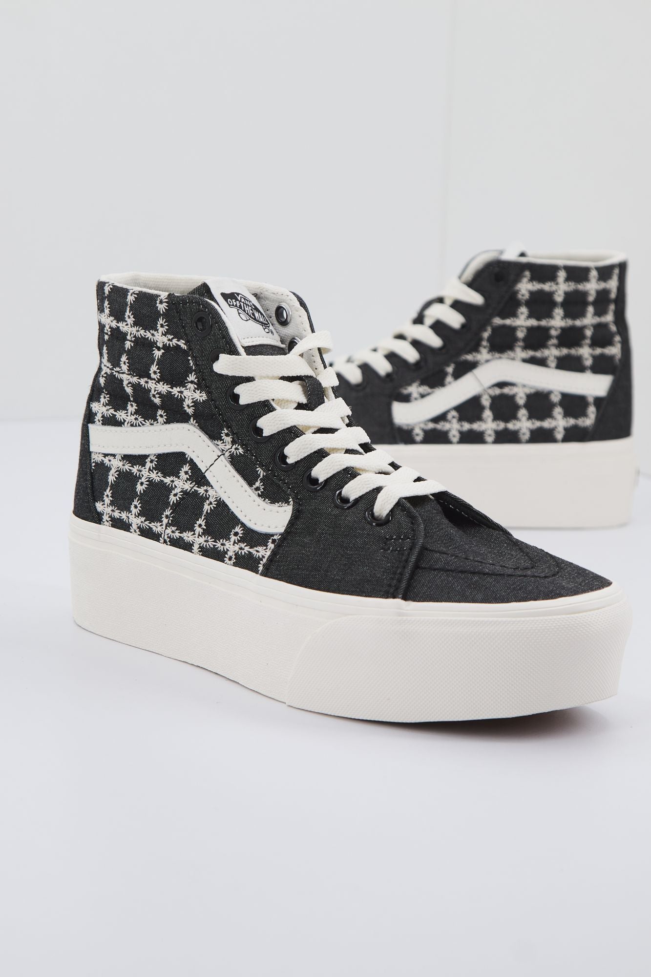 VANS SK8-HI TAPERED en color FLORAL (1)