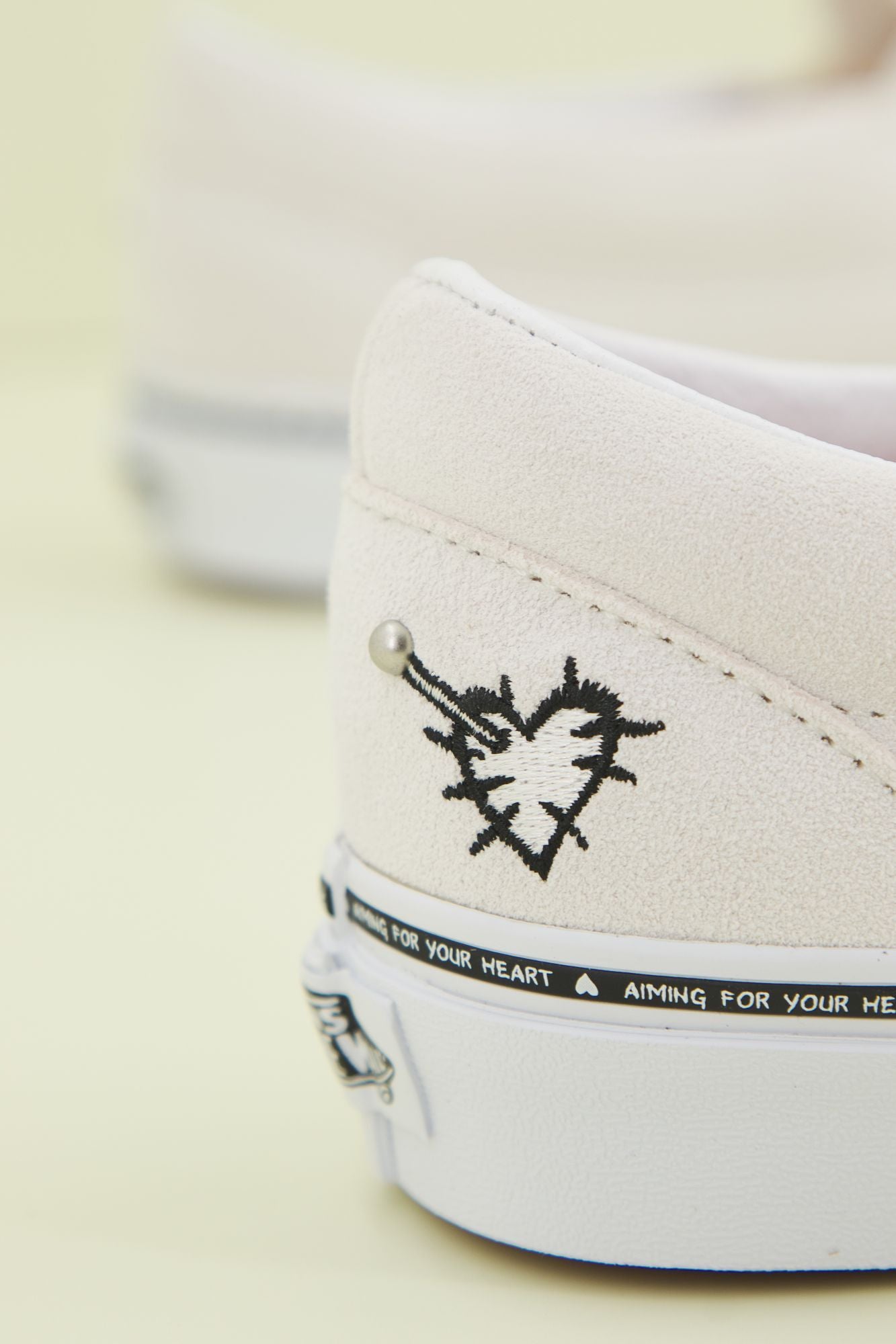 VANS CLASSIC SLIP-ON en color BLANCO (3)