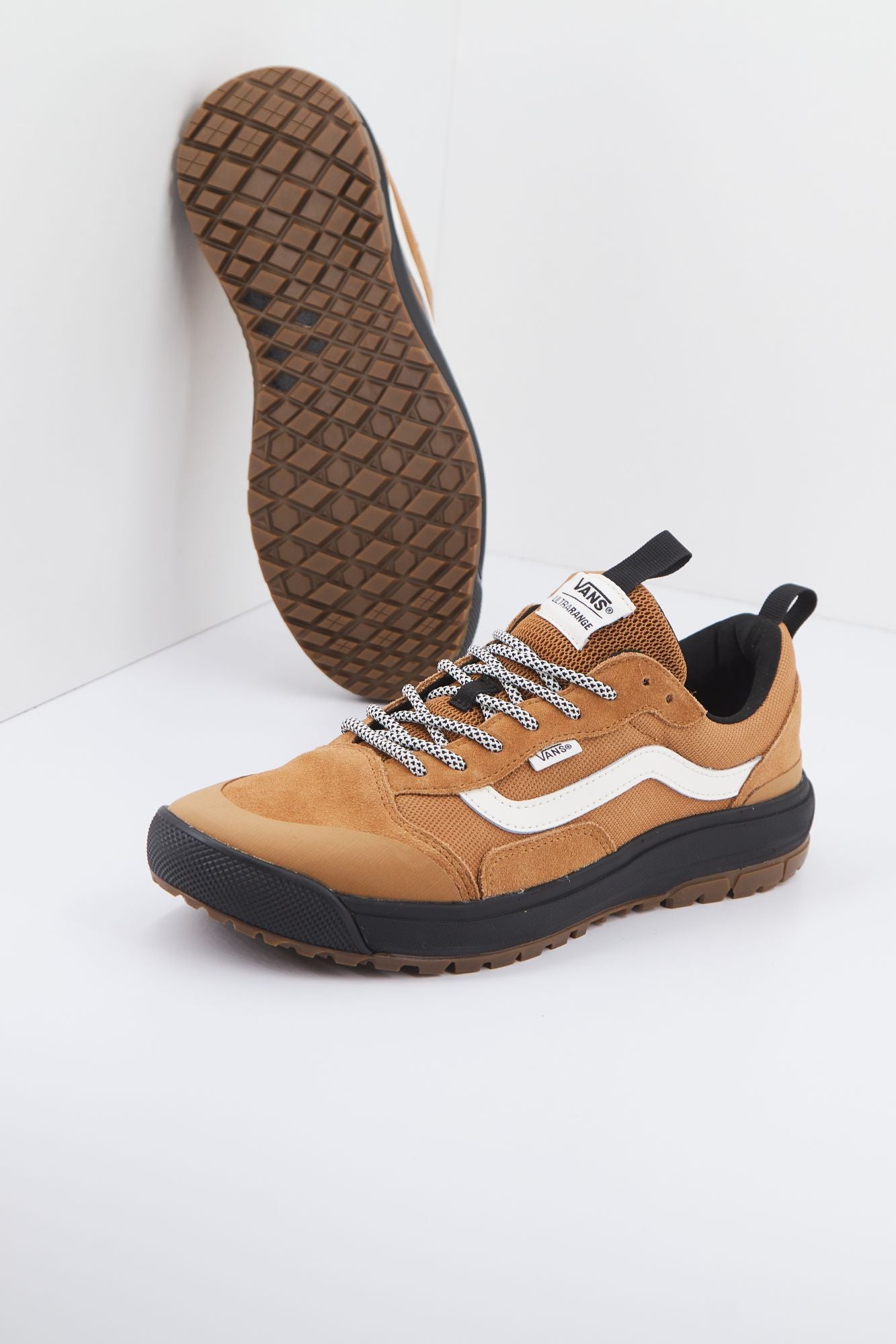 VANS ULTRARANGE EXO WW-MTE-1 en color MARRON (3)