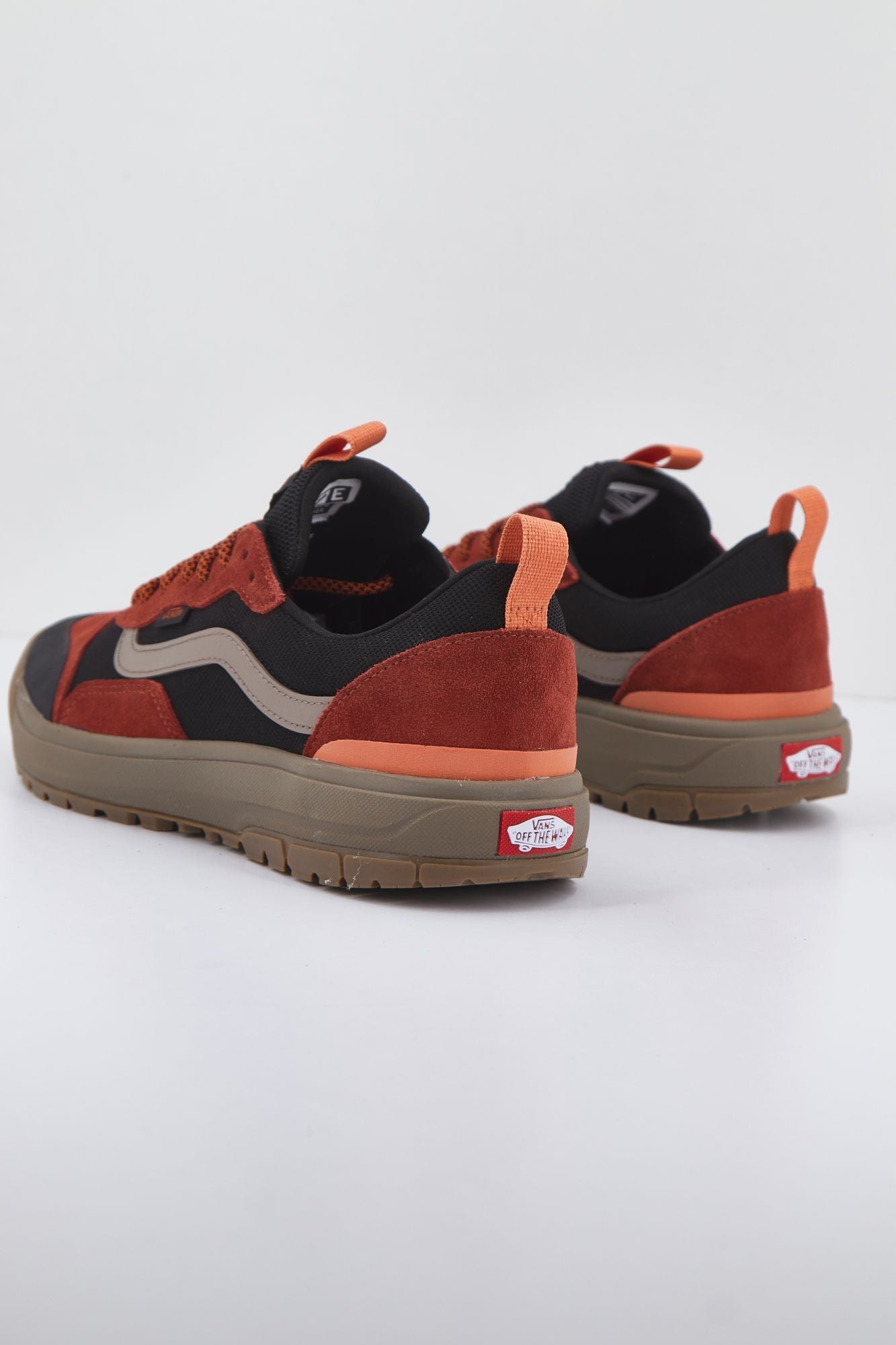 VANS ULTRARANGE EXO WW-MTE-1 en color BURDEOS (4)