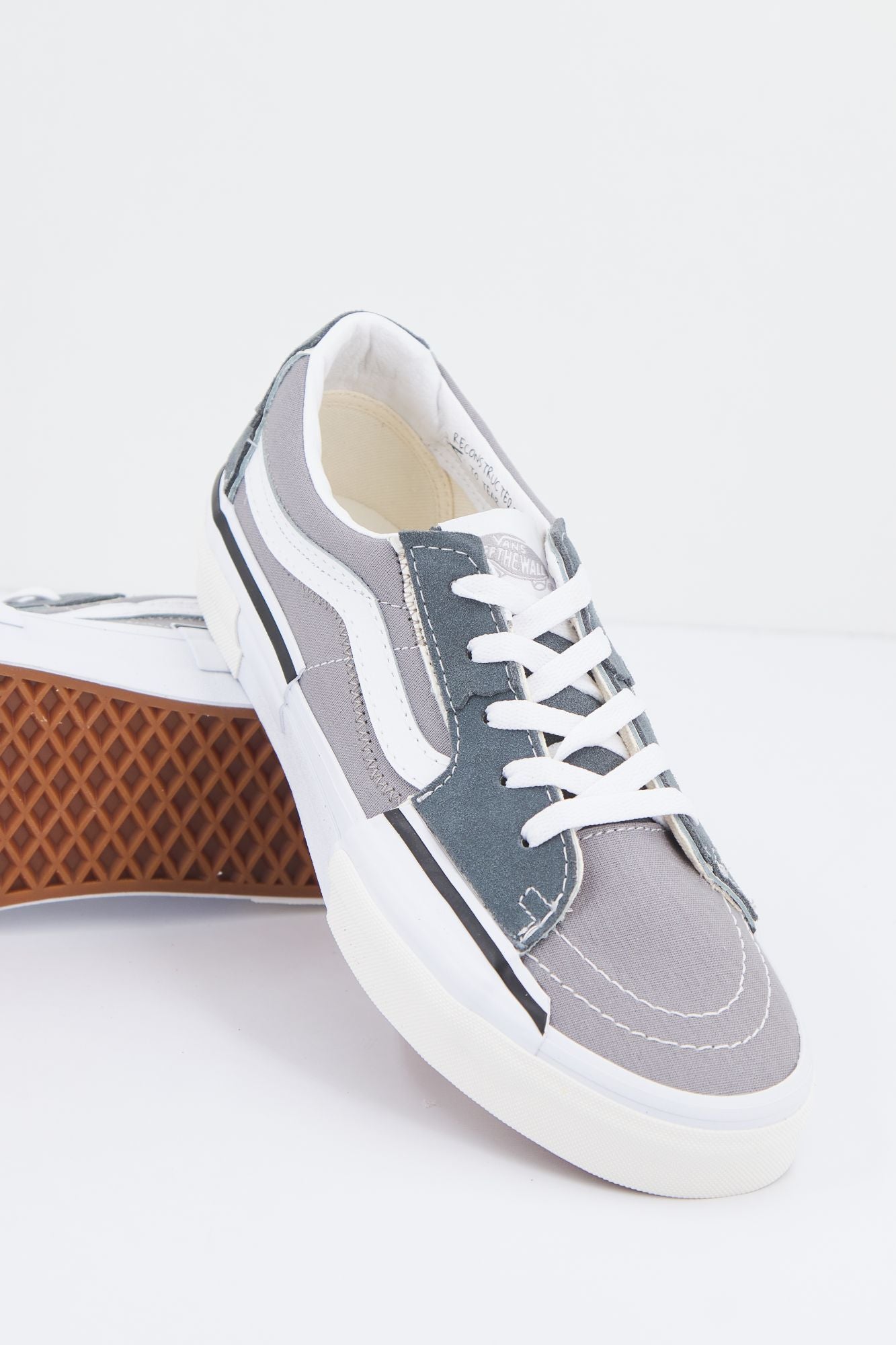 VANS SK8-LOW RECONSTRUCT en color GRIS (3)