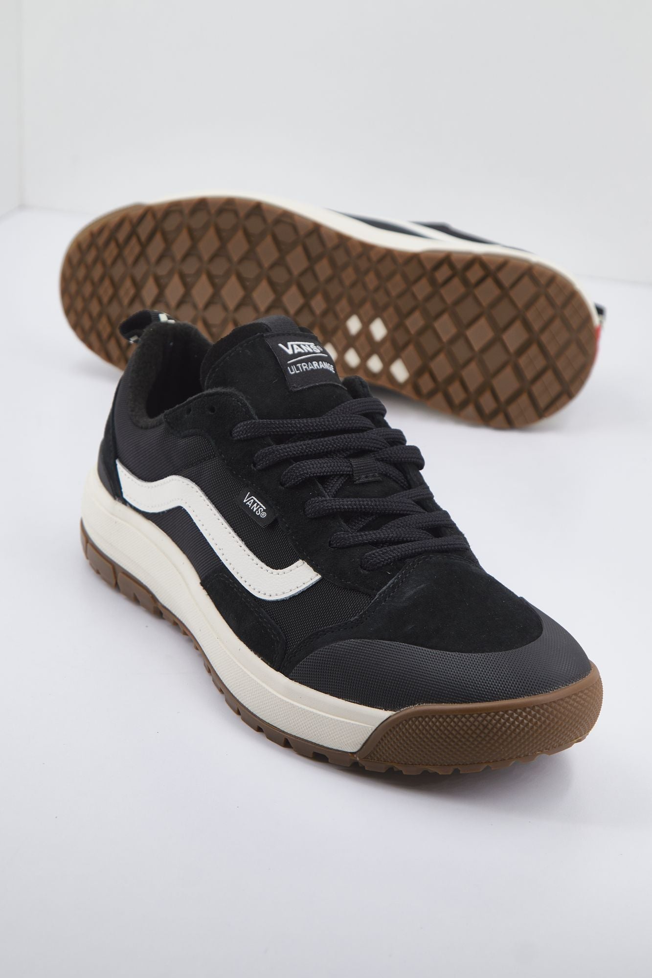 VANS ULTRARANGE EXO MTE-1 en color NEGRO (3)