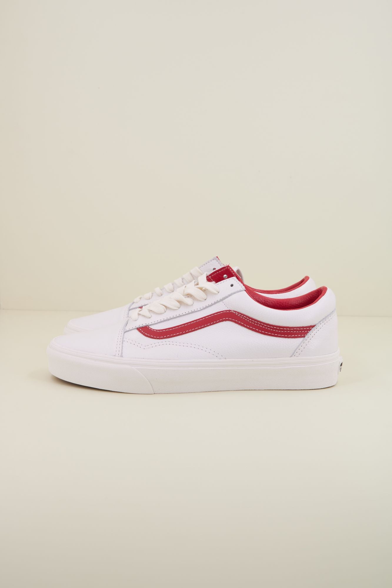 VANS OLD SKOOL VINTAGE en color BLANCO (1)