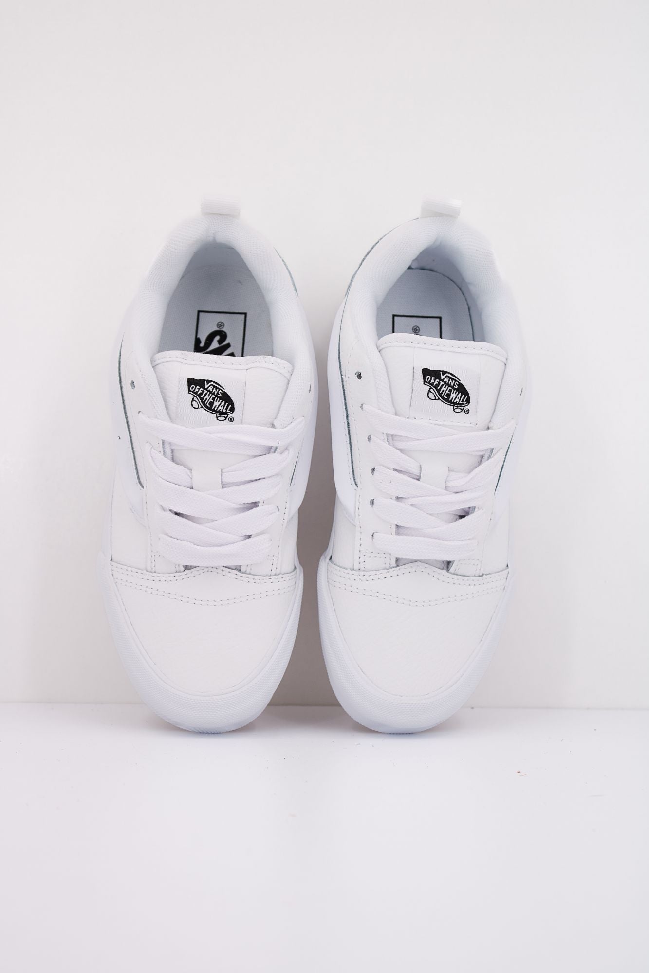 VANS KNU SKOOL en color BLANCO (3)
