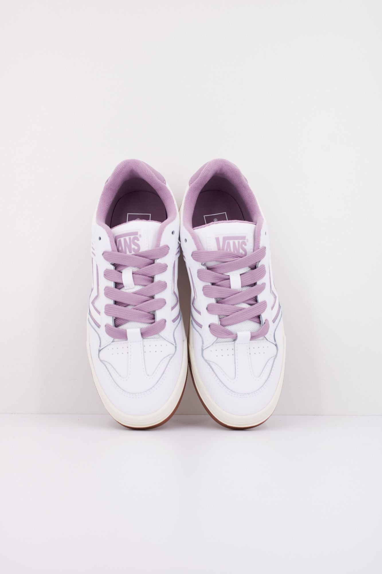 VANS UPLAND VN000D1HPRP1 en color BLANCO (3)
