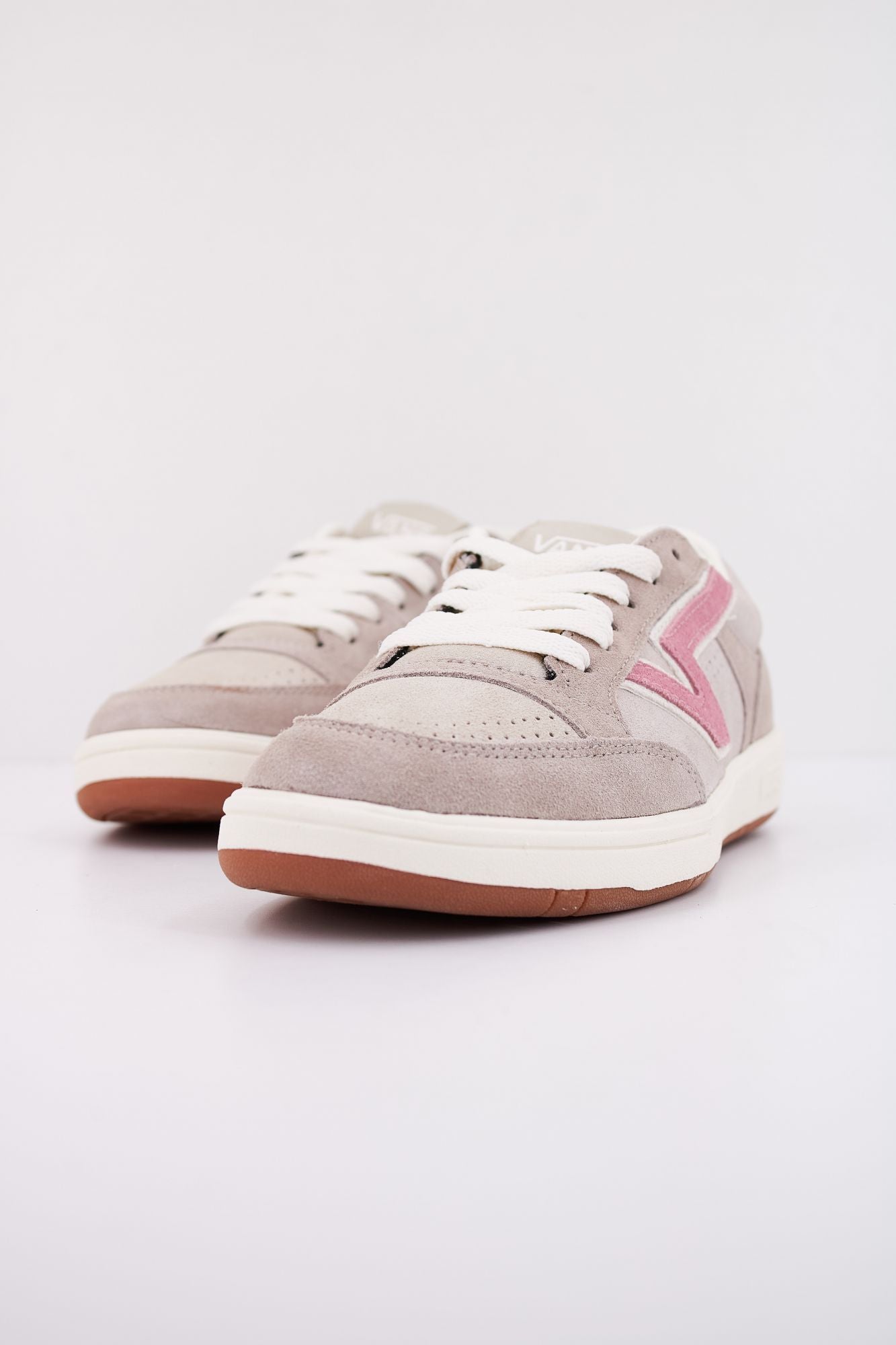 VANS LOWLAND CC COURT VIBE en color GRIS (2)