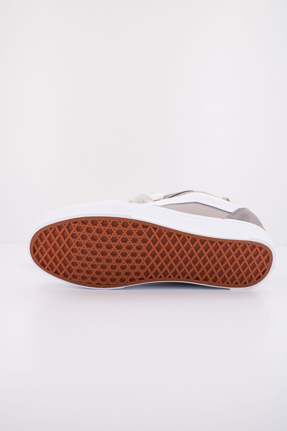 VANS KNU SKOOL VN000CS0BGG1 en color GRIS (5)