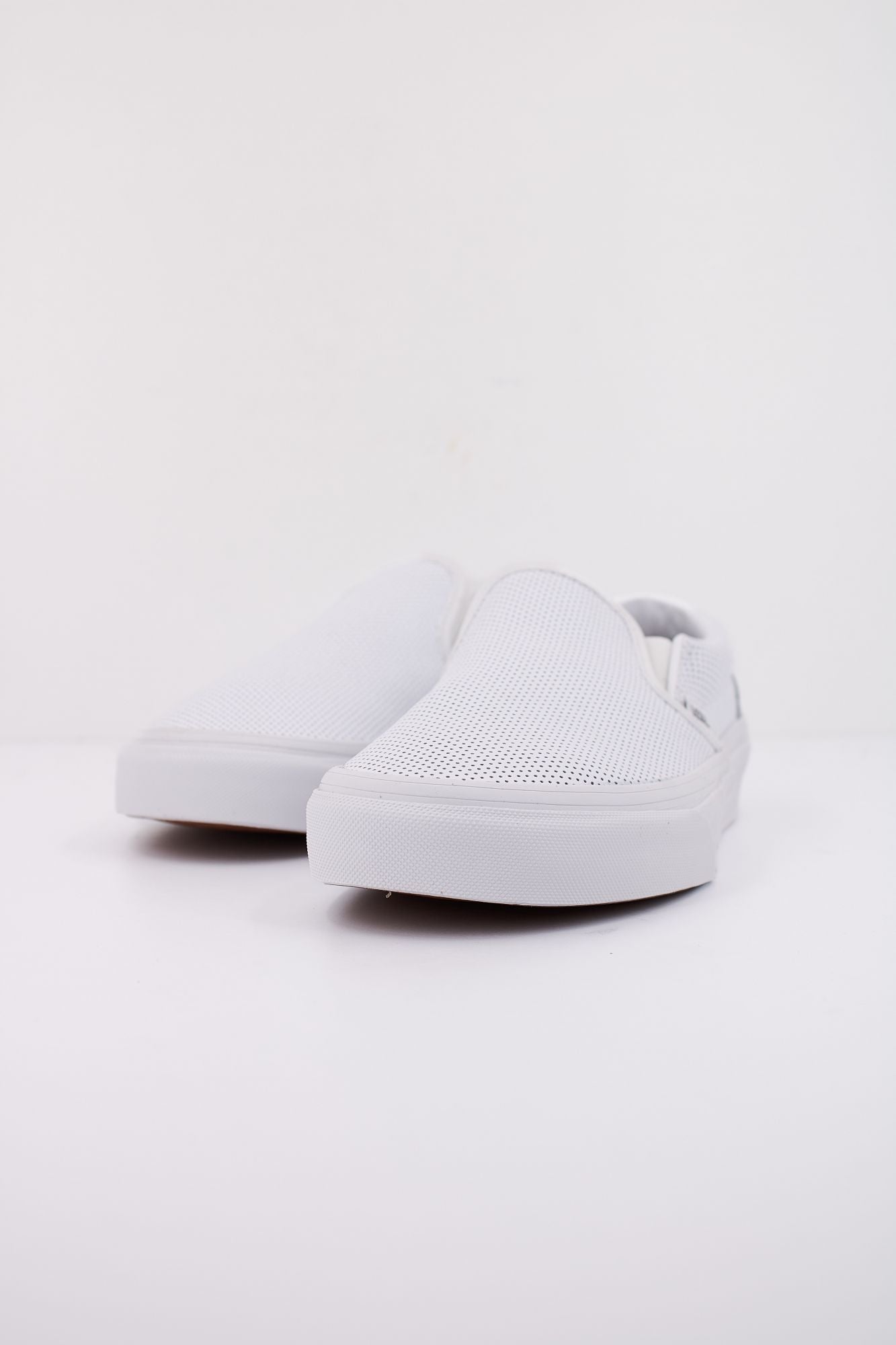 VANS CLASSIC SLIP-ON en color BLANCO (2)