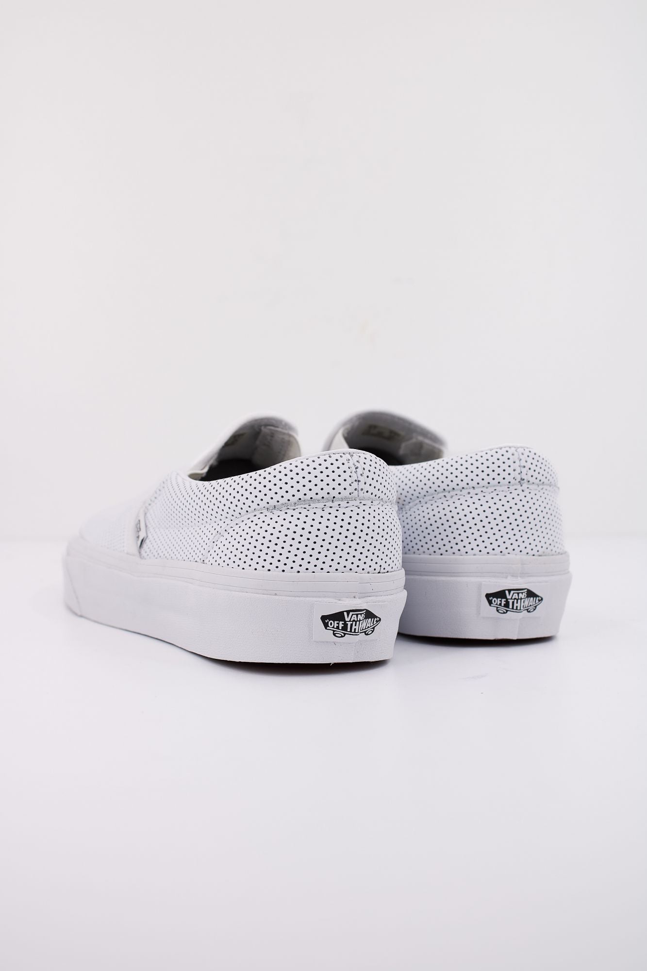 VANS CLASSIC SLIP-ON en color BLANCO (4)