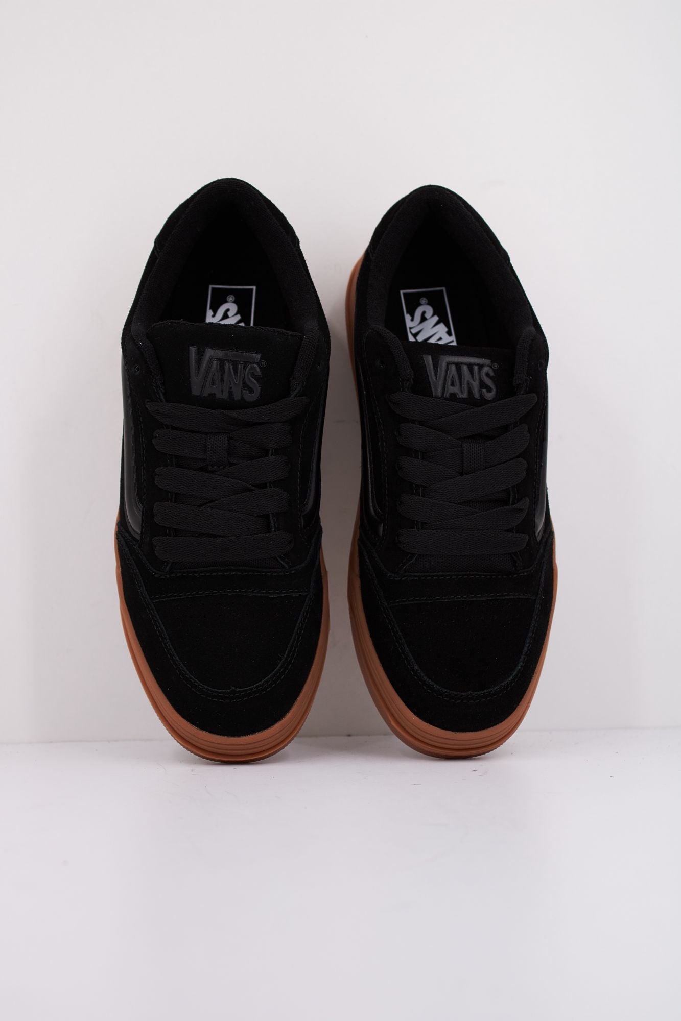 VANS HYLANE en color NEGRO (3)