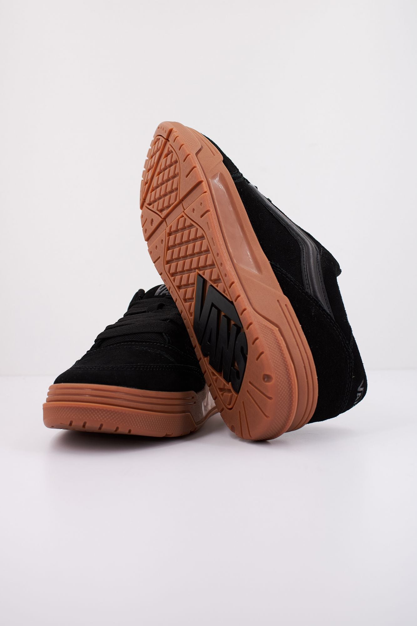 VANS HYLANE en color NEGRO (5)