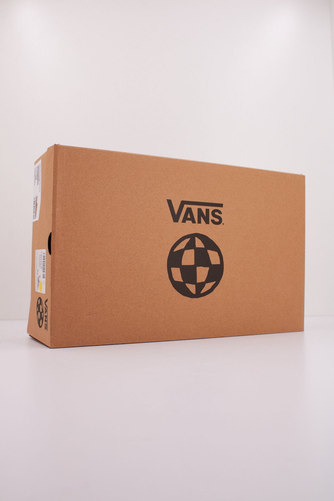 VANS MTE ULTRARANGE NEO VR3 en color MARRON CLARO (6)
