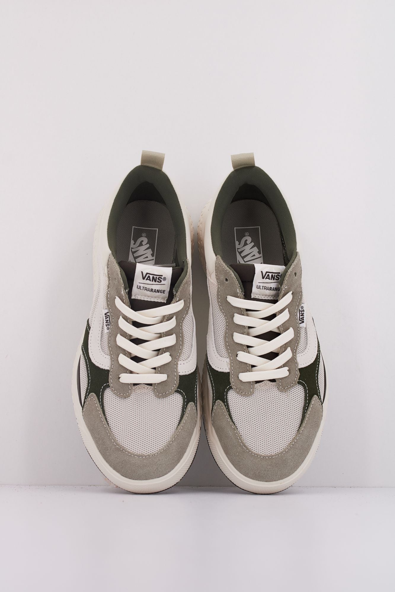 VANS MTE ULTRARANGE NEO VR3 en color VERDE (3)