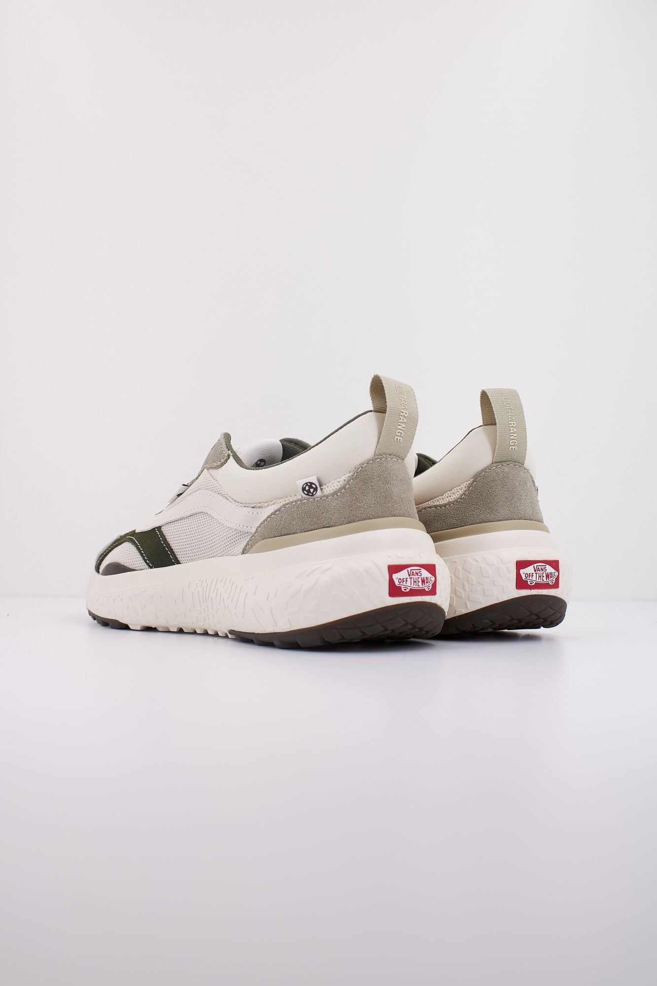 VANS MTE ULTRARANGE NEO VR3 en color VERDE (4)