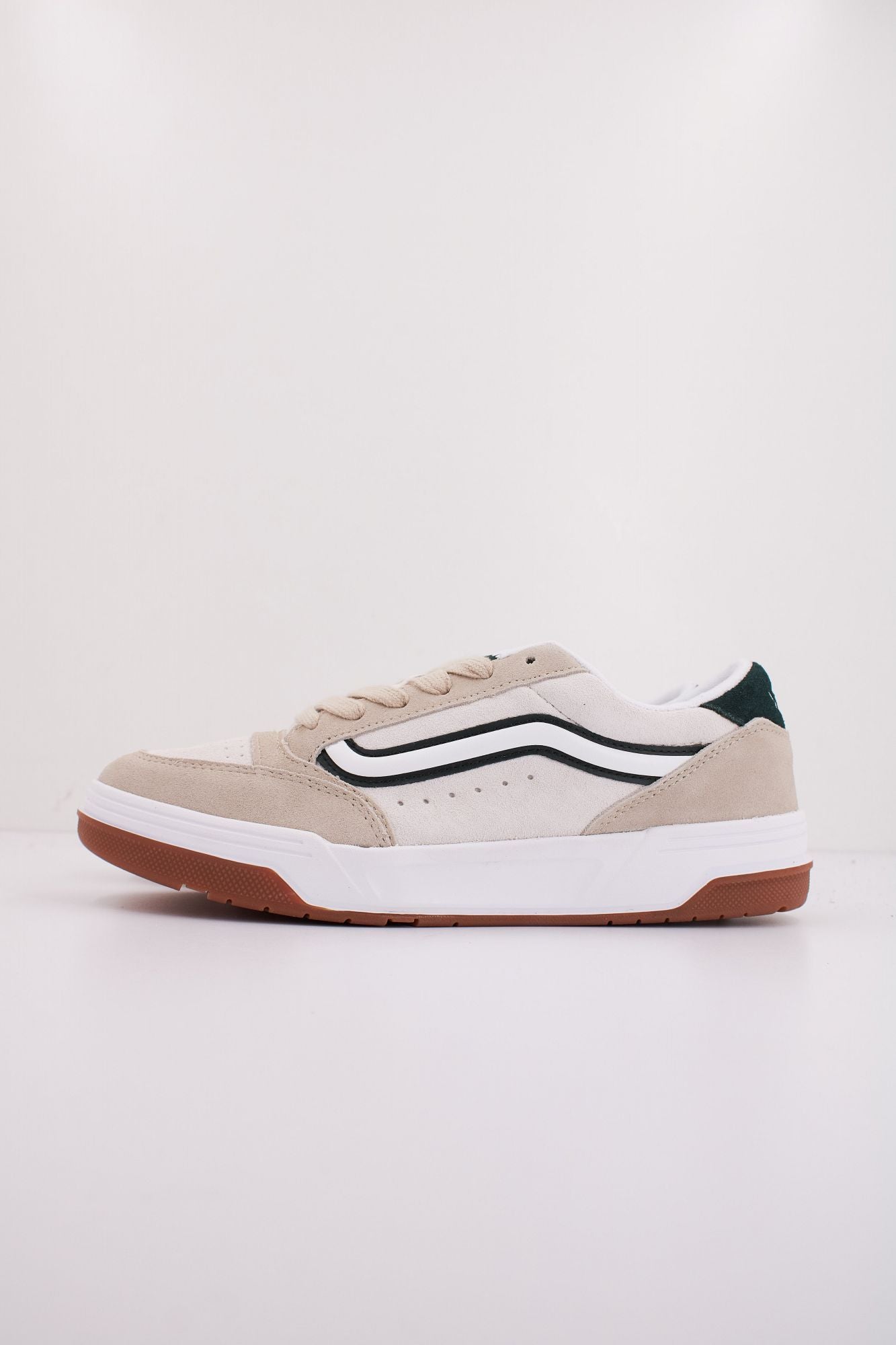 VANS HYLANE en color BEIS (1)