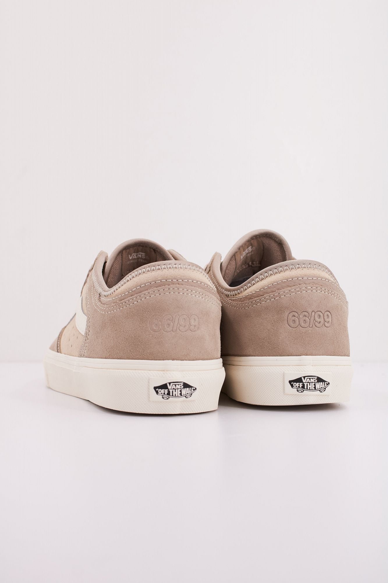 VANS ROWLEY CLASSIC en color GRIS (4)