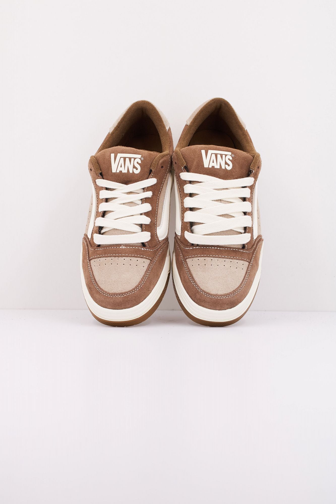VANS HYLANE en color MARRON (3)