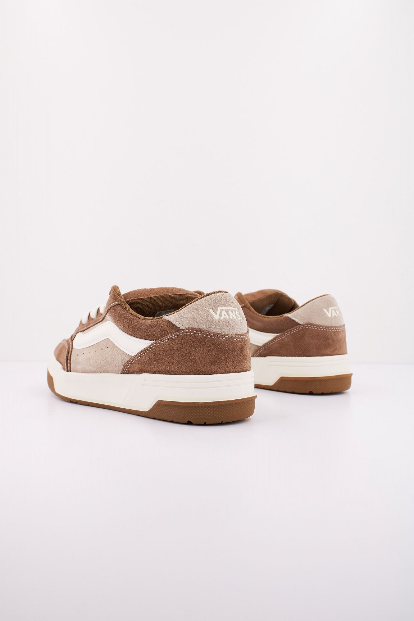VANS HYLANE en color MARRON (4)