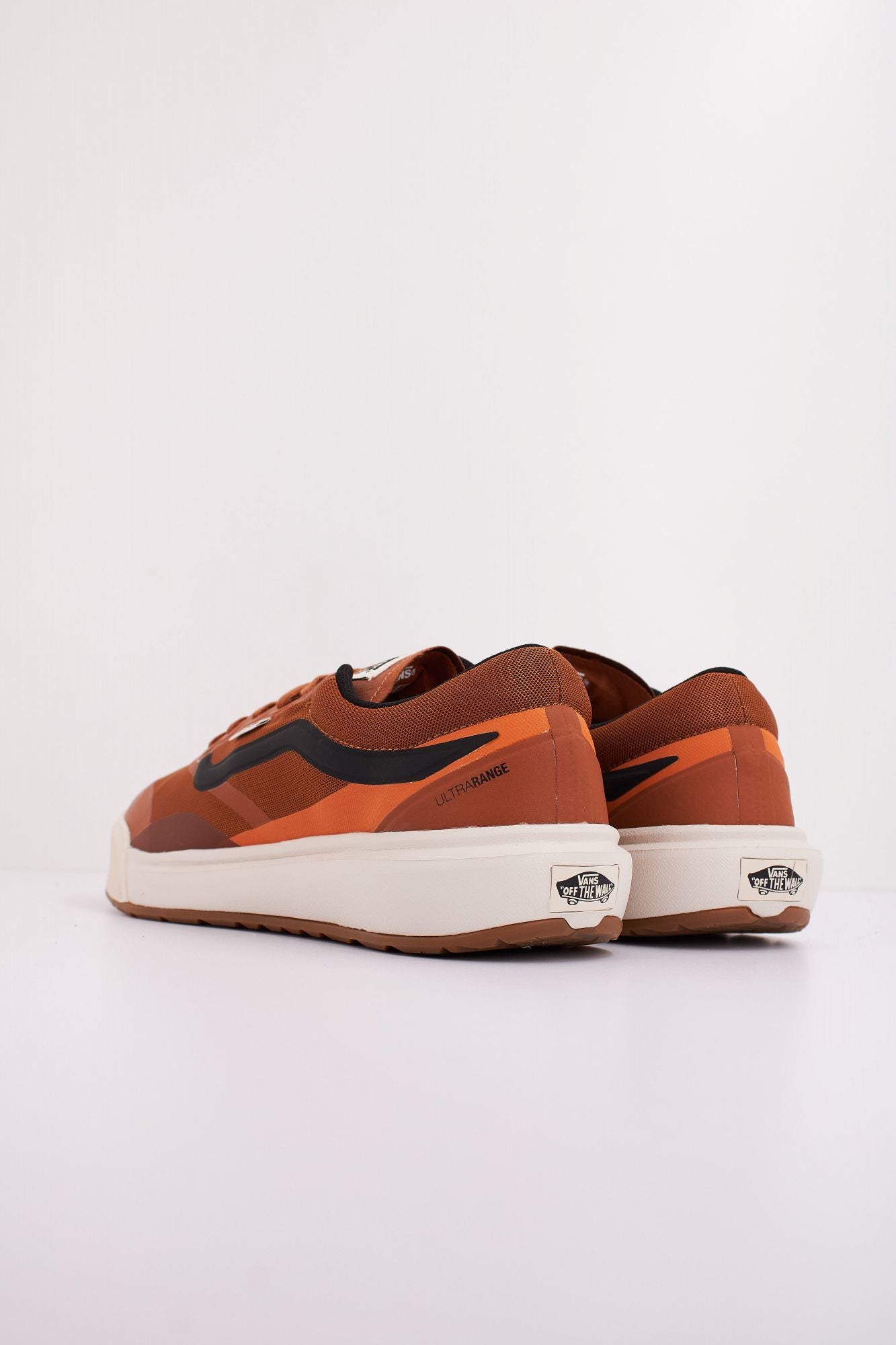 VANS MTE ULTRARANGE 2.0 RW en color MARRON (4)