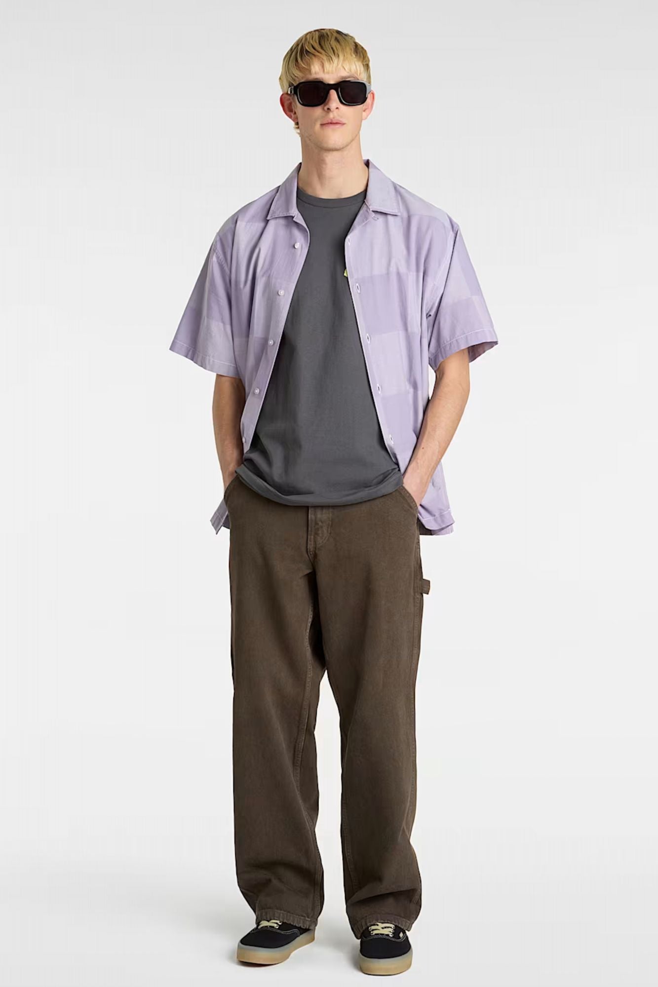 VANS DETTORI LOOSE SS en color GRIS (4)