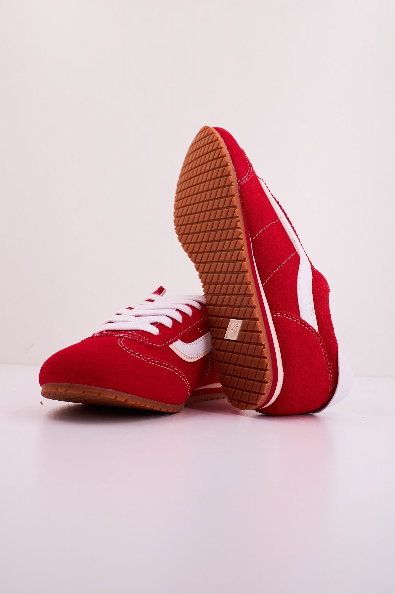 VANS SUPER LOWPRO en color ROJO (5)
